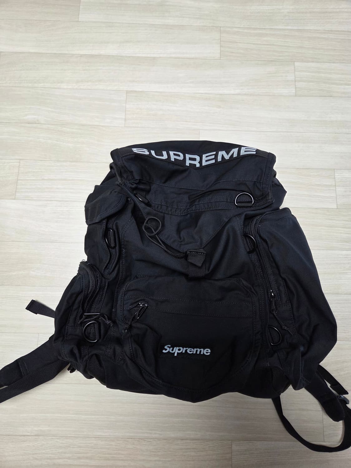 23SS 슈프림 필드 백팩 블랙 판매합니다 상품이미지2