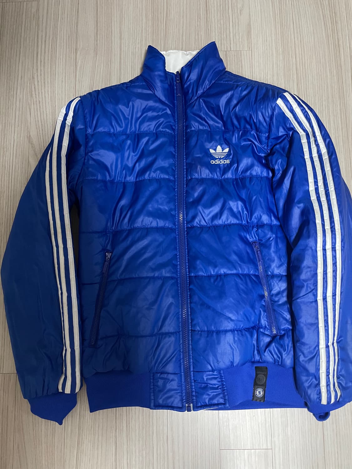 대장급 아디다스 첼시 리버시블 패딩 상품이미지5