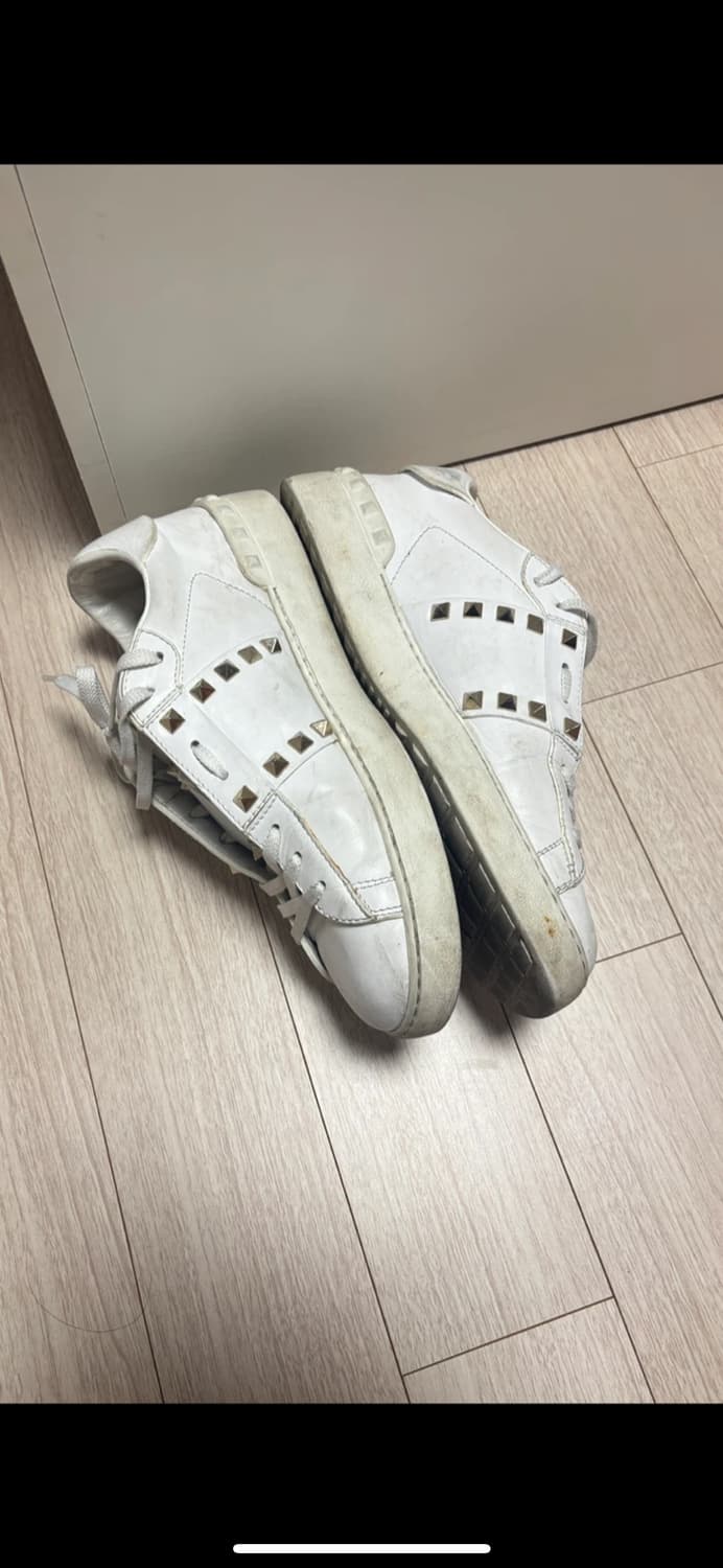 발렌티노 락스터드 스니커즈 41 265 상품이미지3