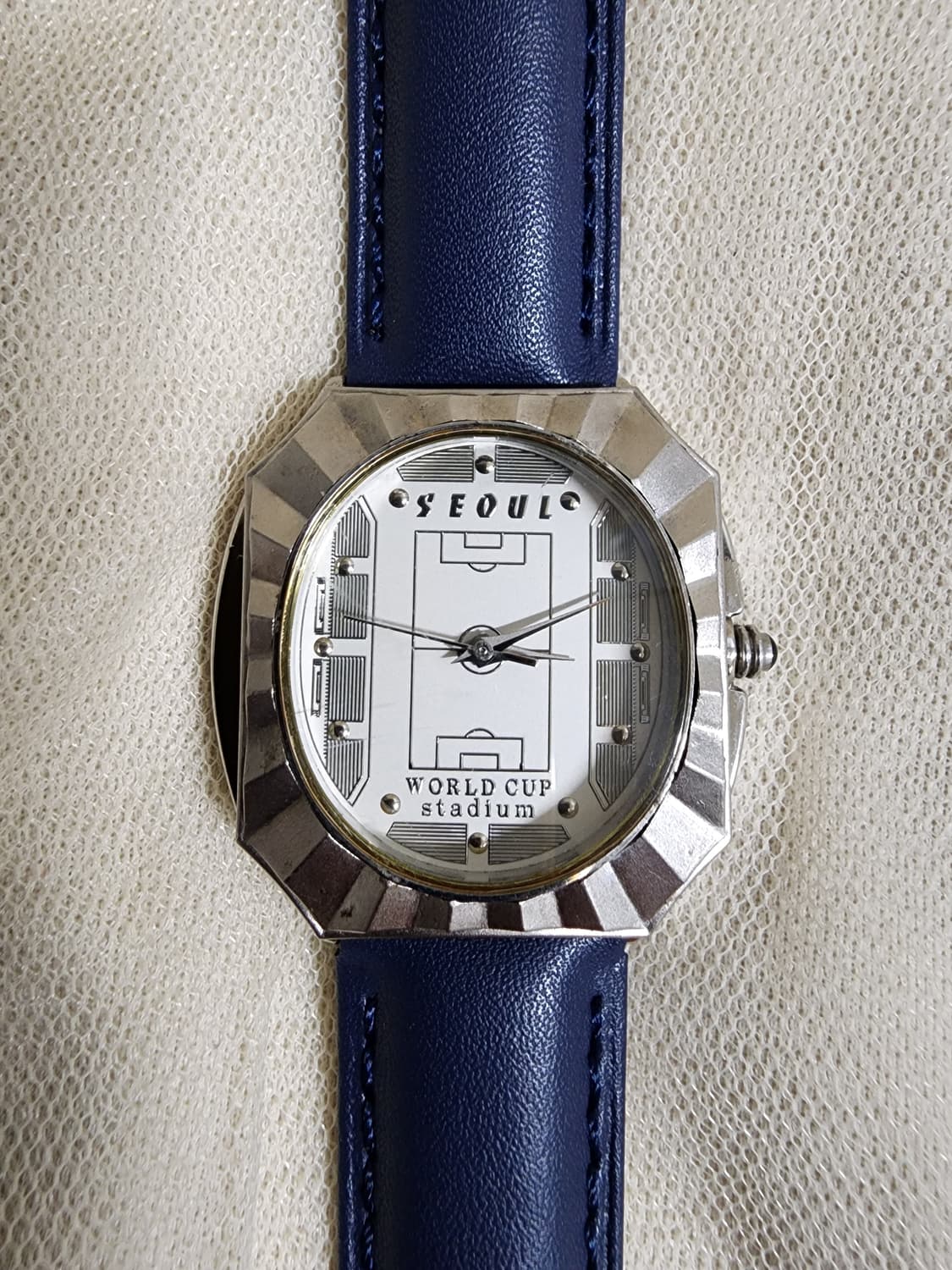 2002 서울 월드컵 경기장 기념 시계 상품이미지1