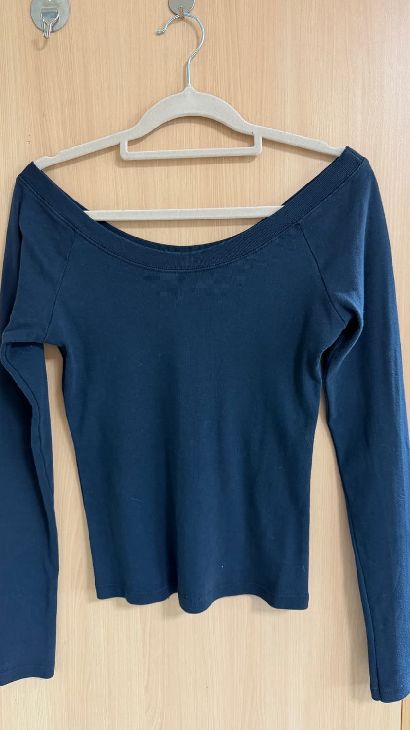 브랜디멜빌 오프숄더 판매합니다 상품이미지1