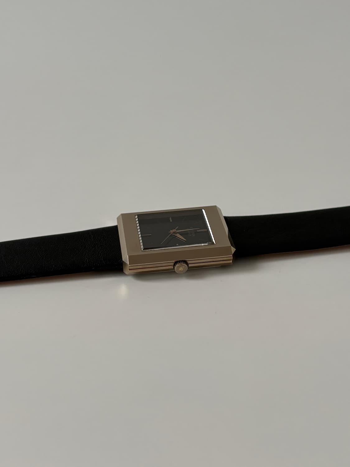 1980s Black Dial Gold Square Quartz 상품이미지6