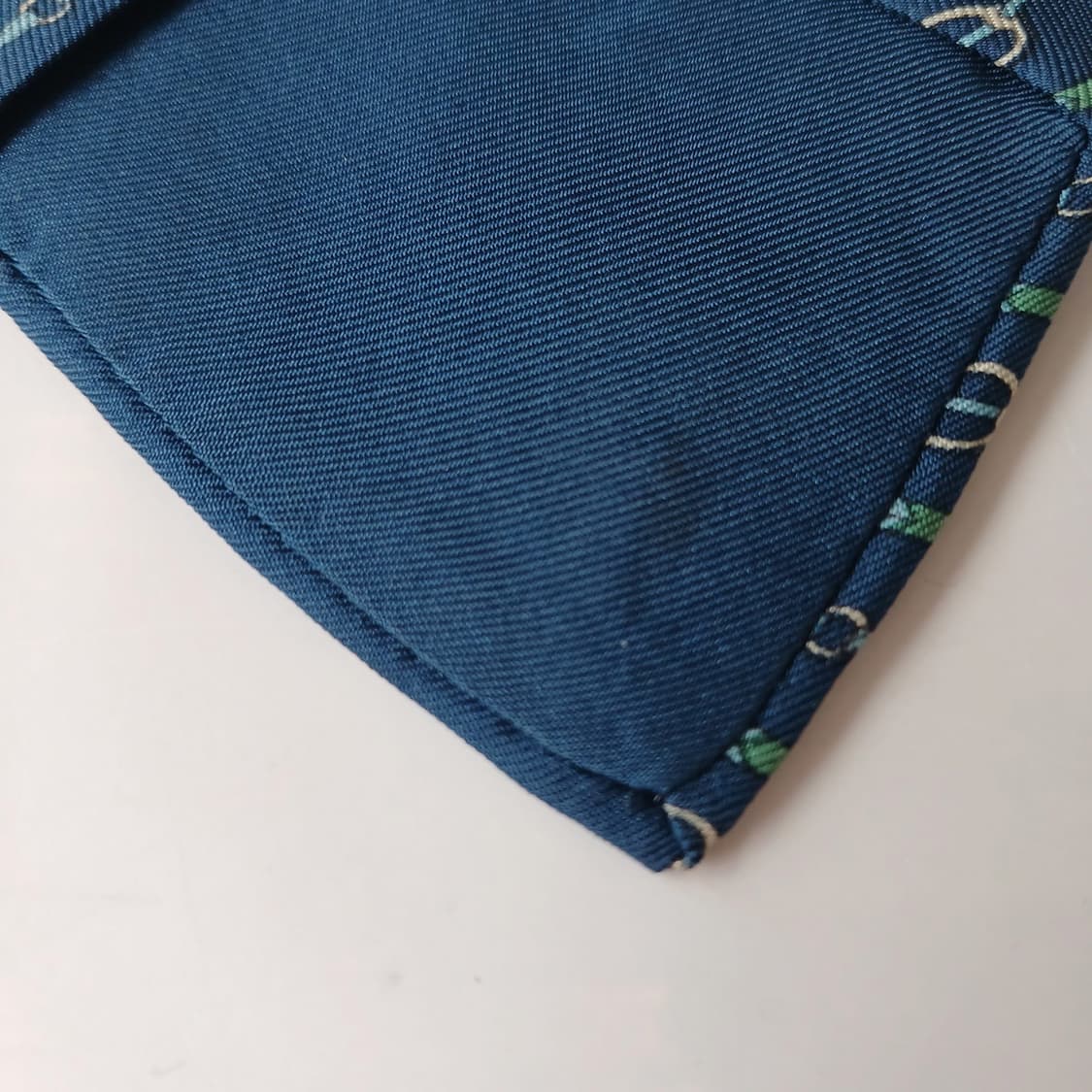 에르메스 실크 네이비 체인 패턴 넥타이 8cm B등급 E745 상품이미지10