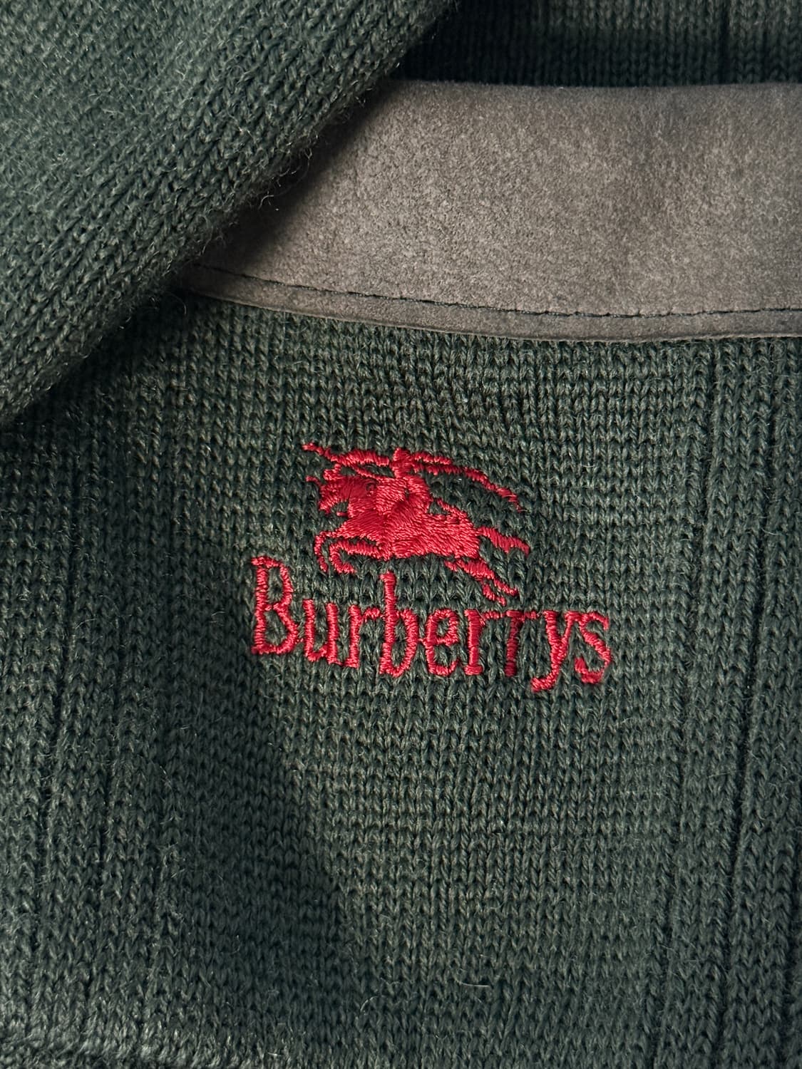 버버리 90‘s 오버핏 카키 코만도 니트 울 가디건 상품이미지4