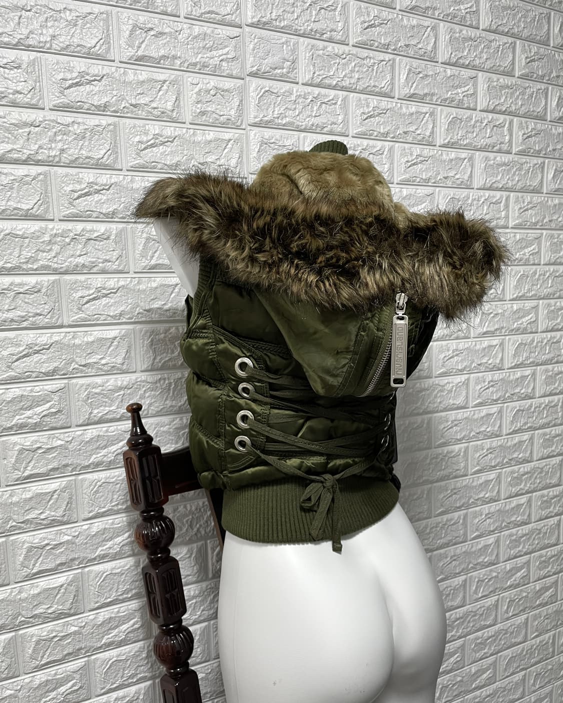 River Island Lined Zip Military Fur Vest 상품이미지5