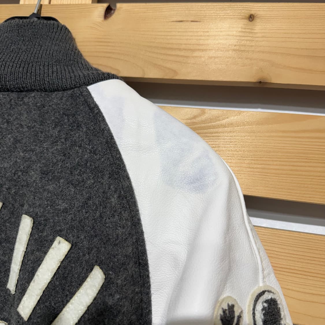 빌리네어보이즈클럽 바시티 상품이미지8