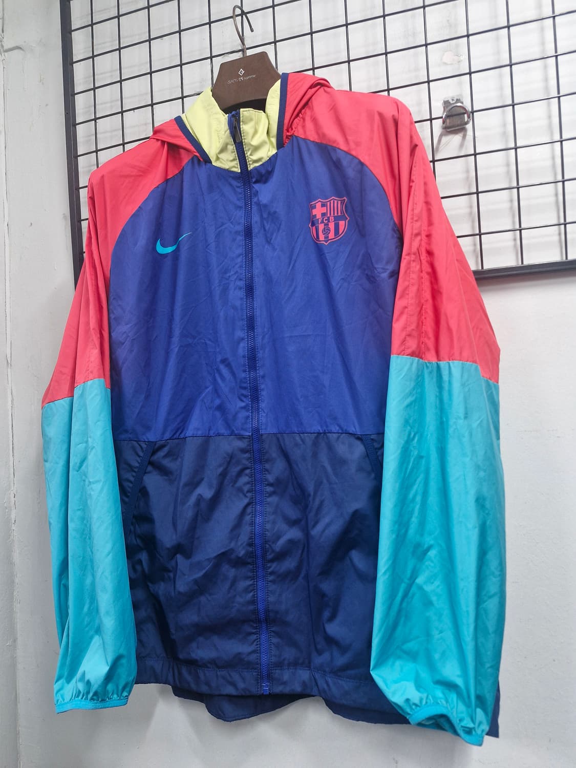 105-110XXL 나이키 FC 바르셀로나 AWF 바람막이 자켓. 상품이미지3