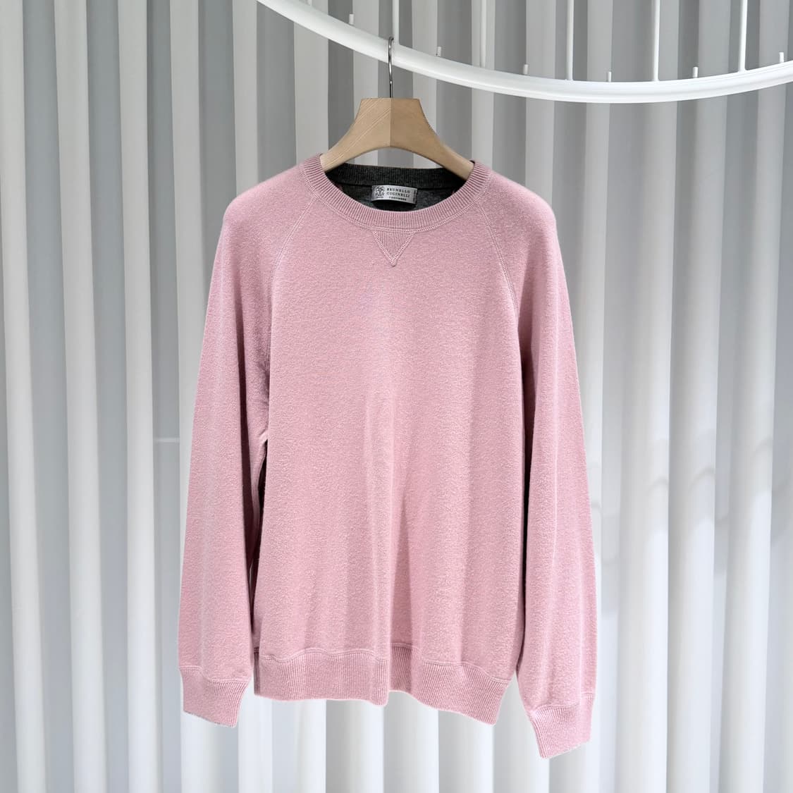 50 / 브루넬로쿠치넬리 캐시미어 핑크 니트 상품이미지1