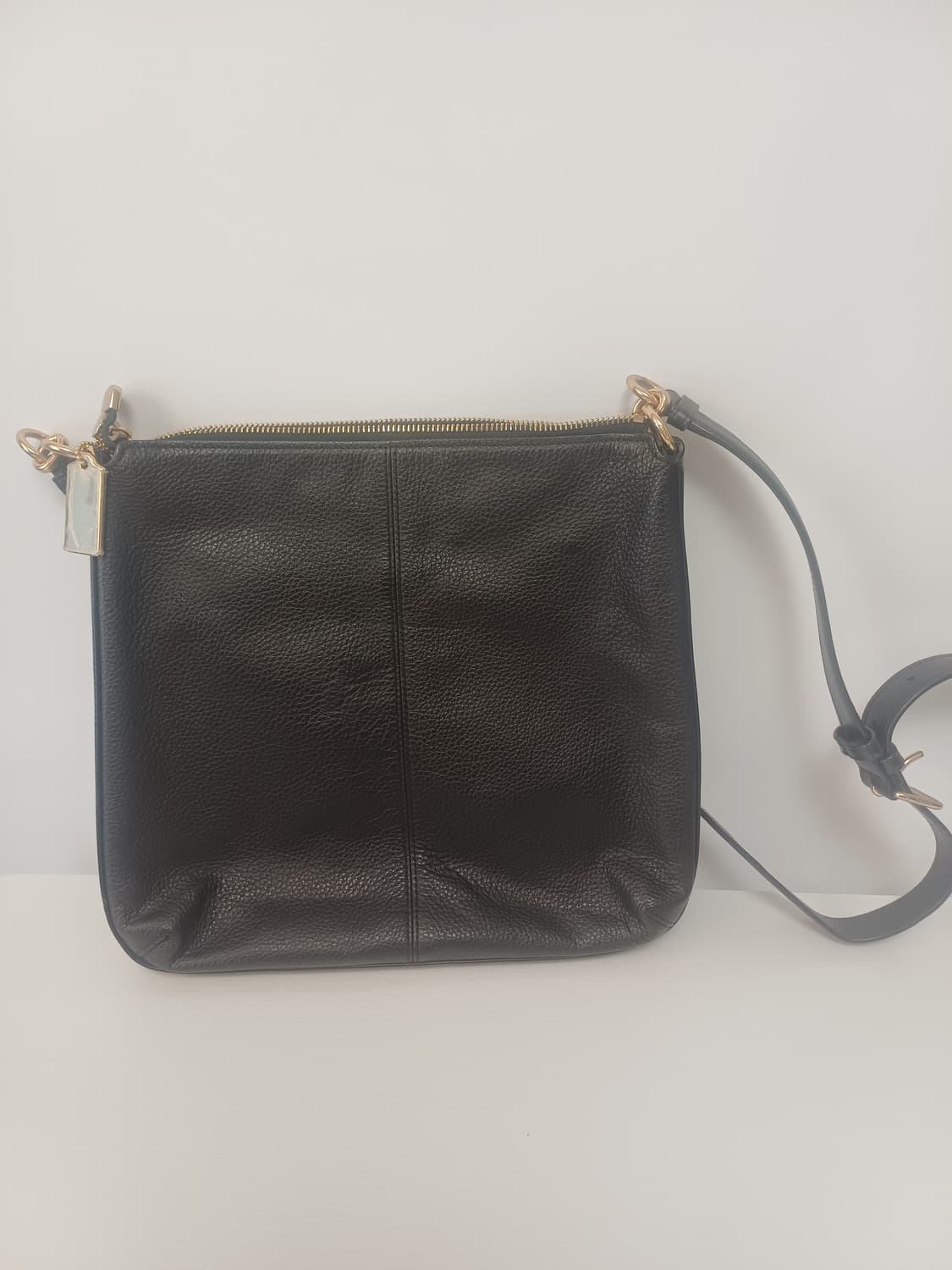 COACH 코치 에비 페블 레더 파일백 (Black)  상품이미지3