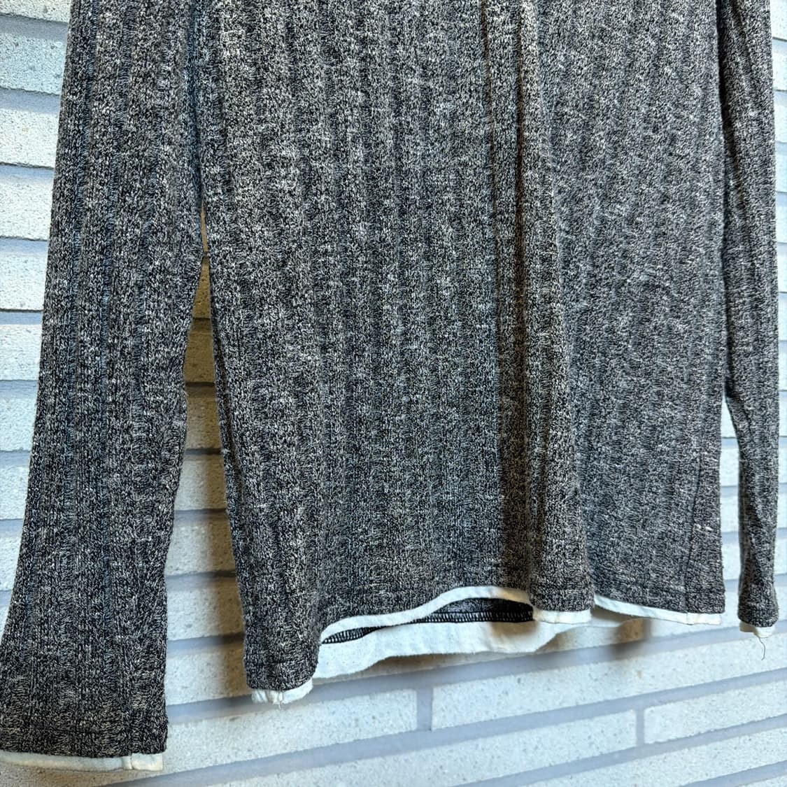 JPN VINTAGE 헨리넥 레이어드 긴팔 니트 미니멀버튼 디테일 그레이 상품이미지5