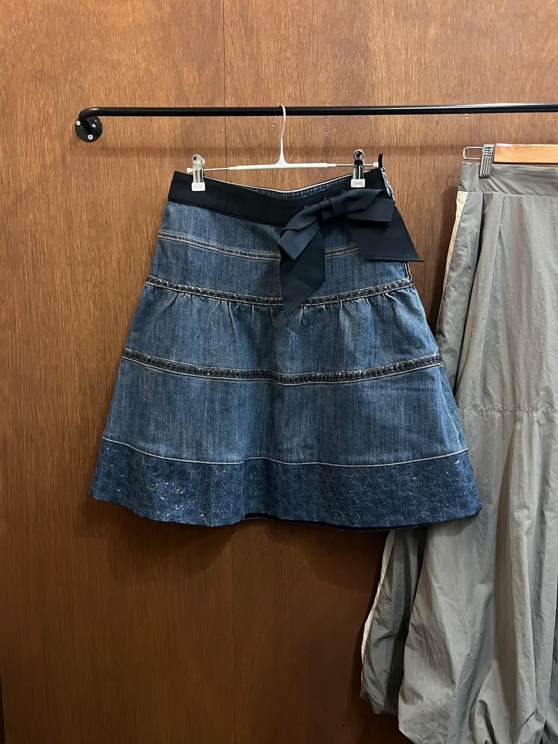 TO BE CHIC 리본 데님 스커트 상품이미지1