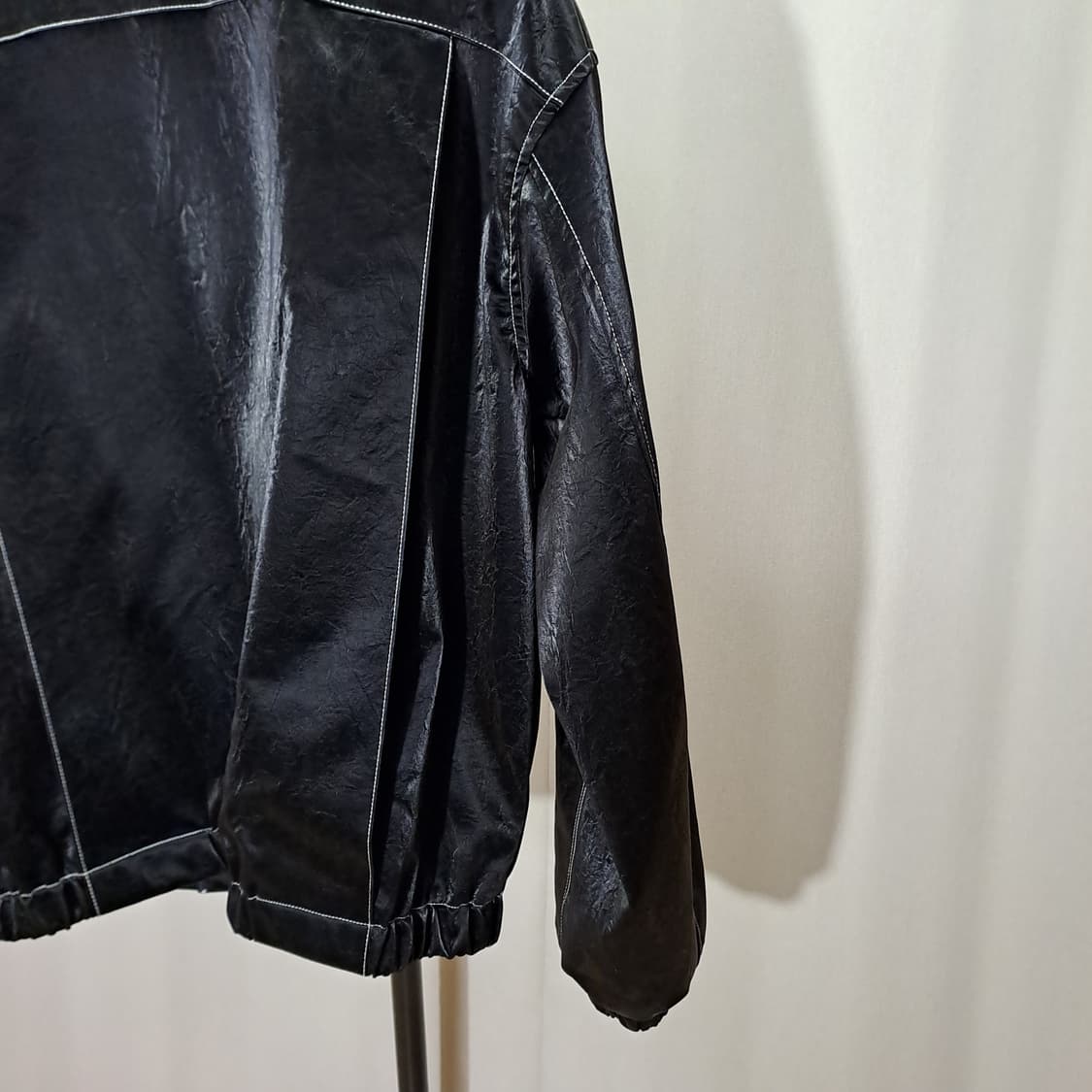 (택포) 어반드레스 아트 비건 레더 자켓 블랙 FREE B414 상품이미지7