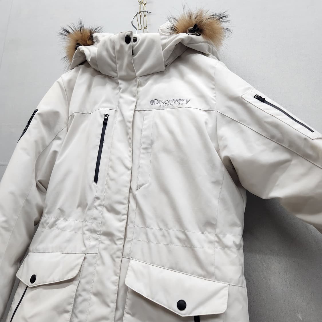 디스커버리 익스페디션 후드(너구리) 구스다운 패딩95(M)남여공용 상품이미지3