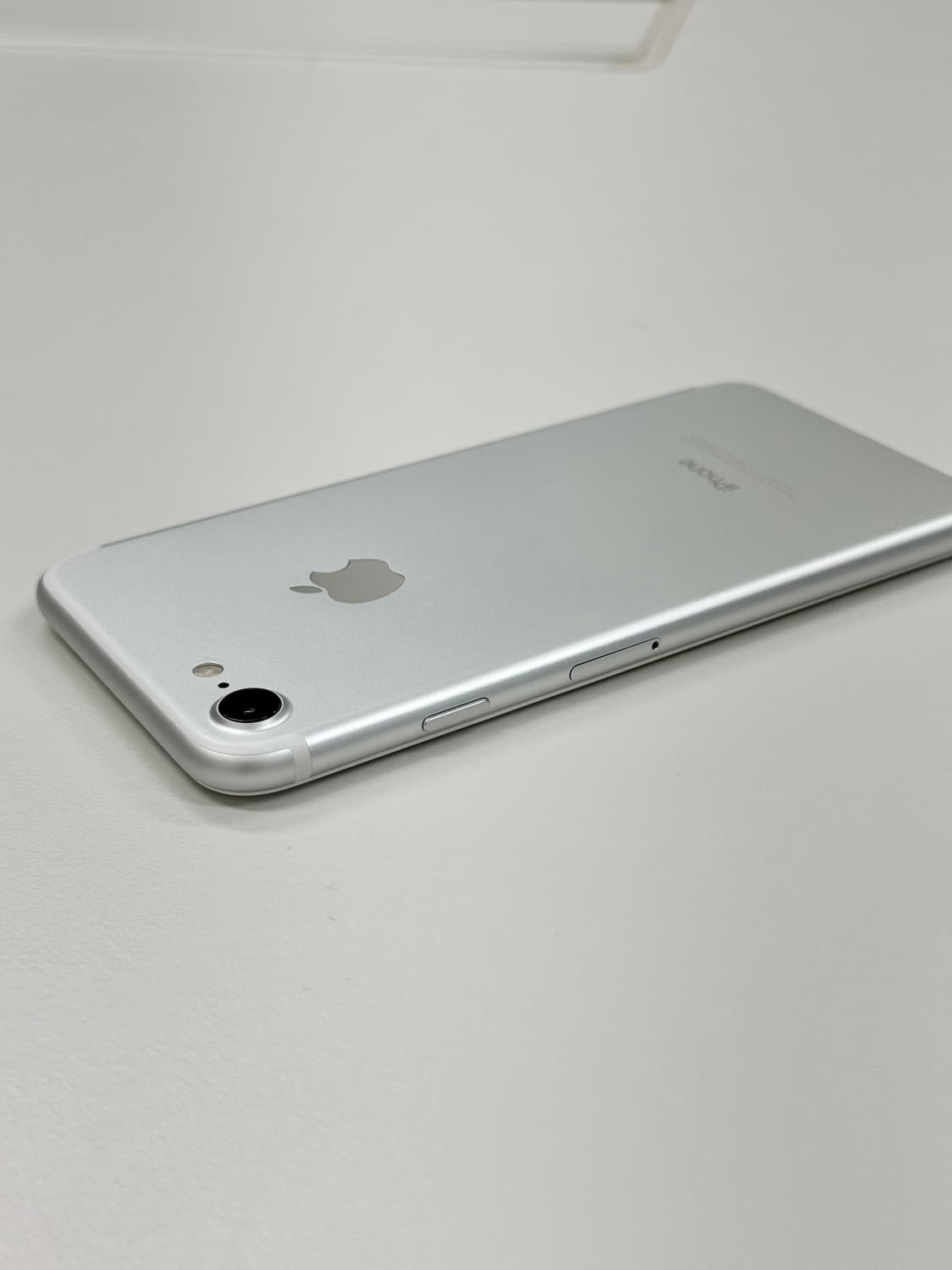 아이폰7 128GB 실버 카메라무음 배터리100% 상품이미지4