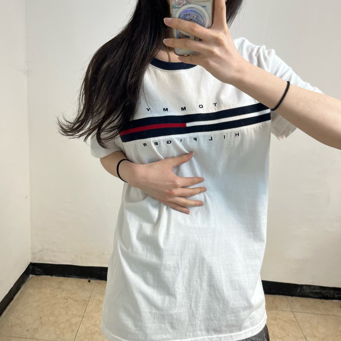 Tommy Hilfiger white big logo t-shirt 상품이미지3