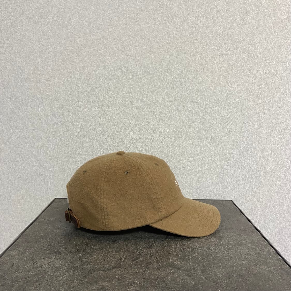 슈프림 클래식 로고 탄 베이지 볼캡 모자 6패널 캡 상품이미지3