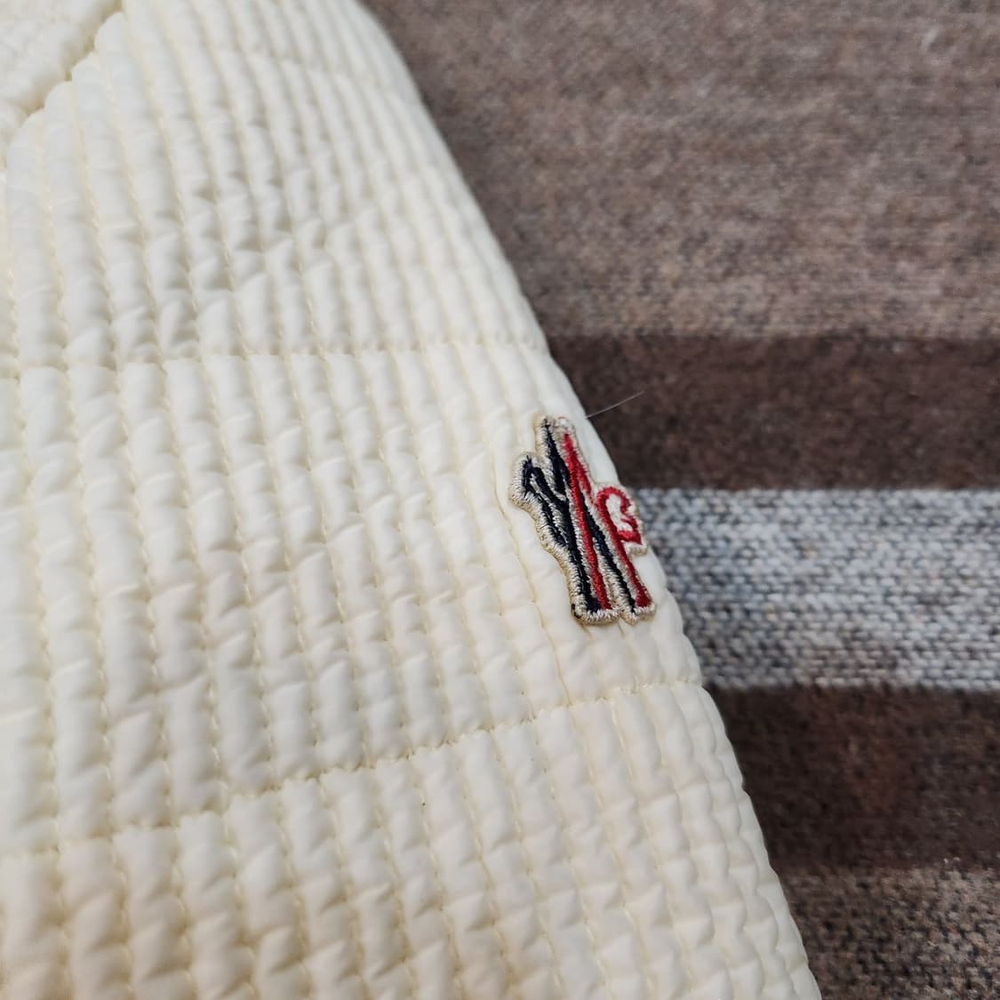 백화점판)몽클레어 여성 구스다운 벨티드 후드 패딩 M 상품이미지2