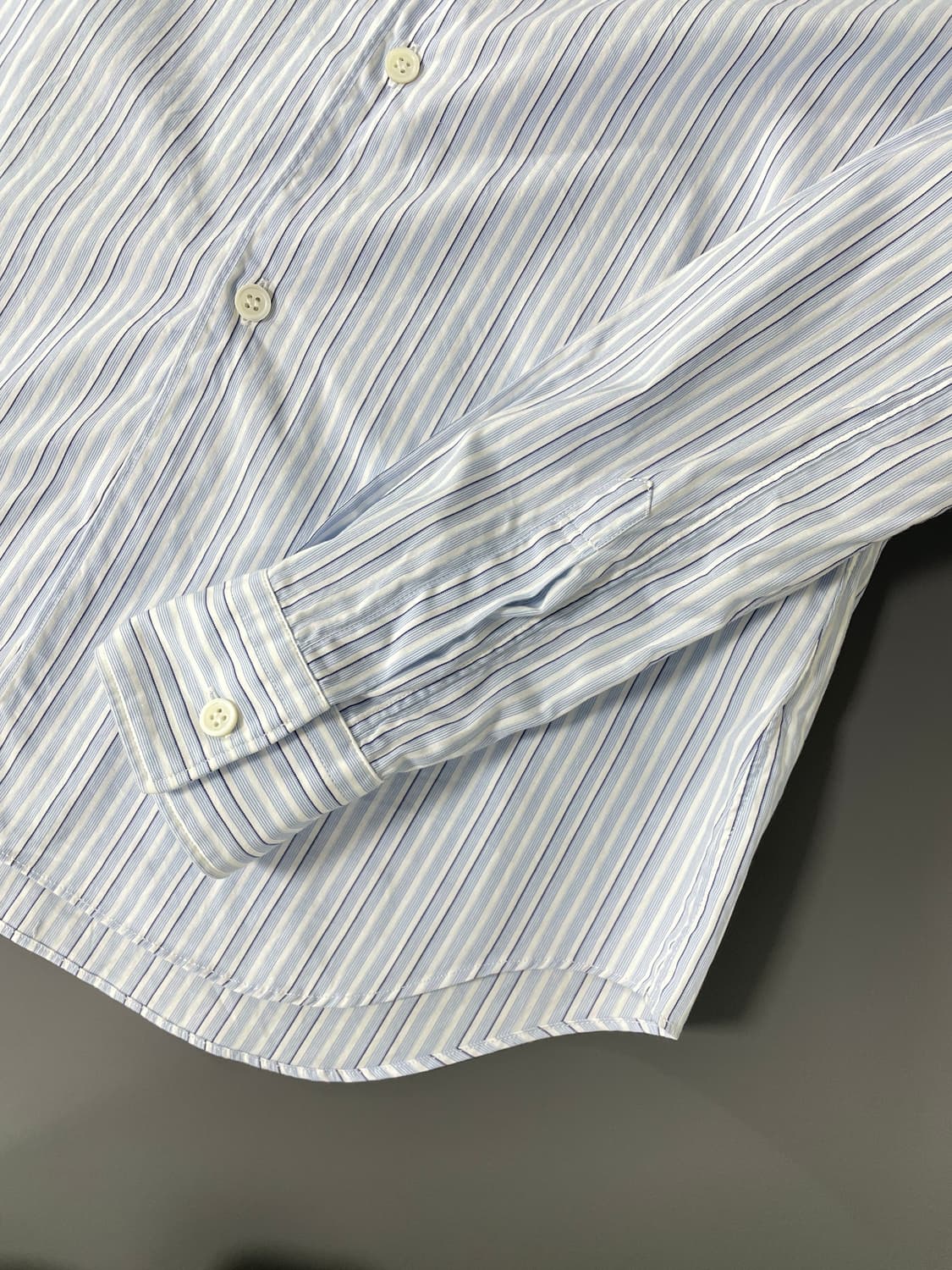 [S] 꼼데가르송 플레이 블랙 하트 와펜 스트라이프 여성 셔츠 상품이미지6