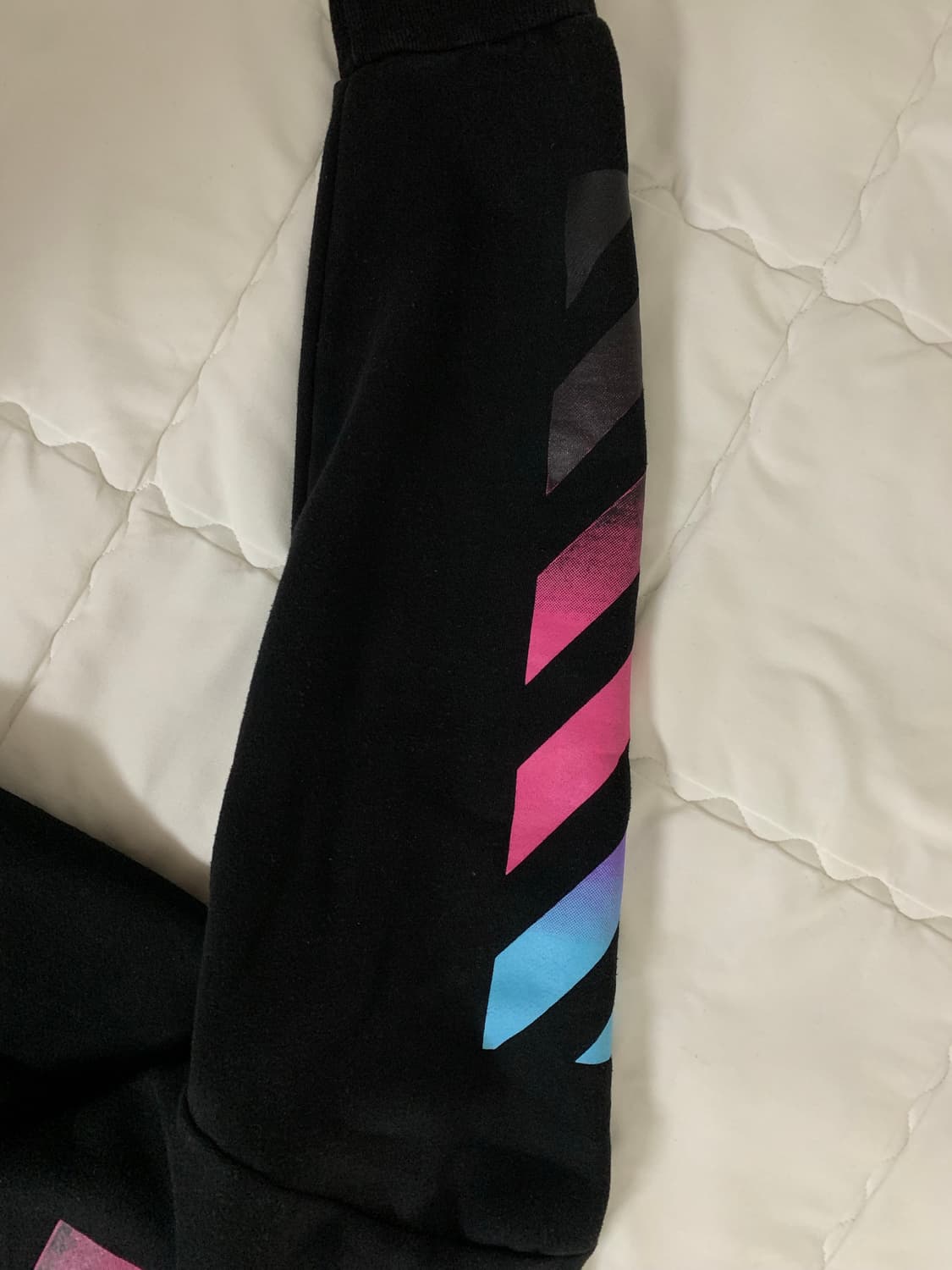 오프화이트 2019 맨투맨 상품이미지8