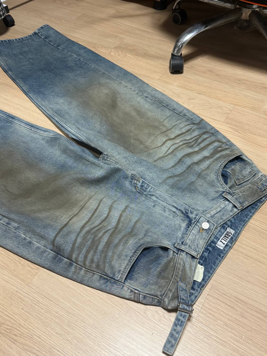 그레일즈 코팅 벌룬 데님팬츠 상품이미지1