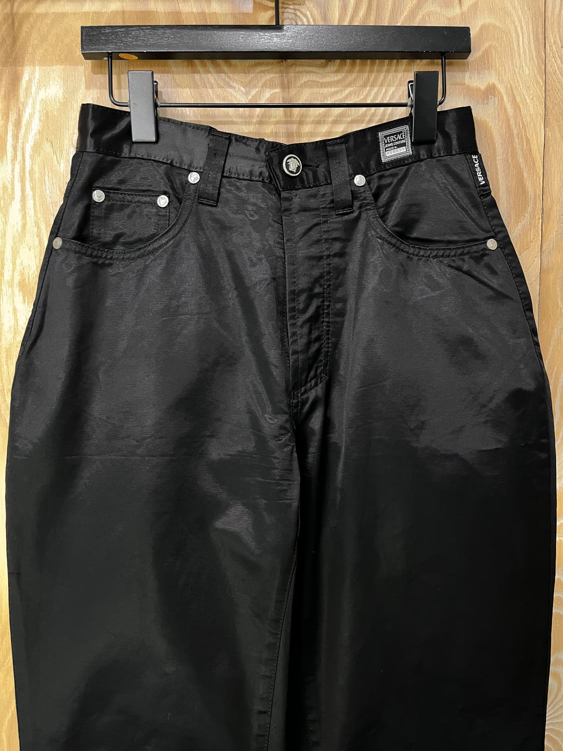 베르사체 진스 쿠튀르 메두사 새틴 팬츠 상품이미지2