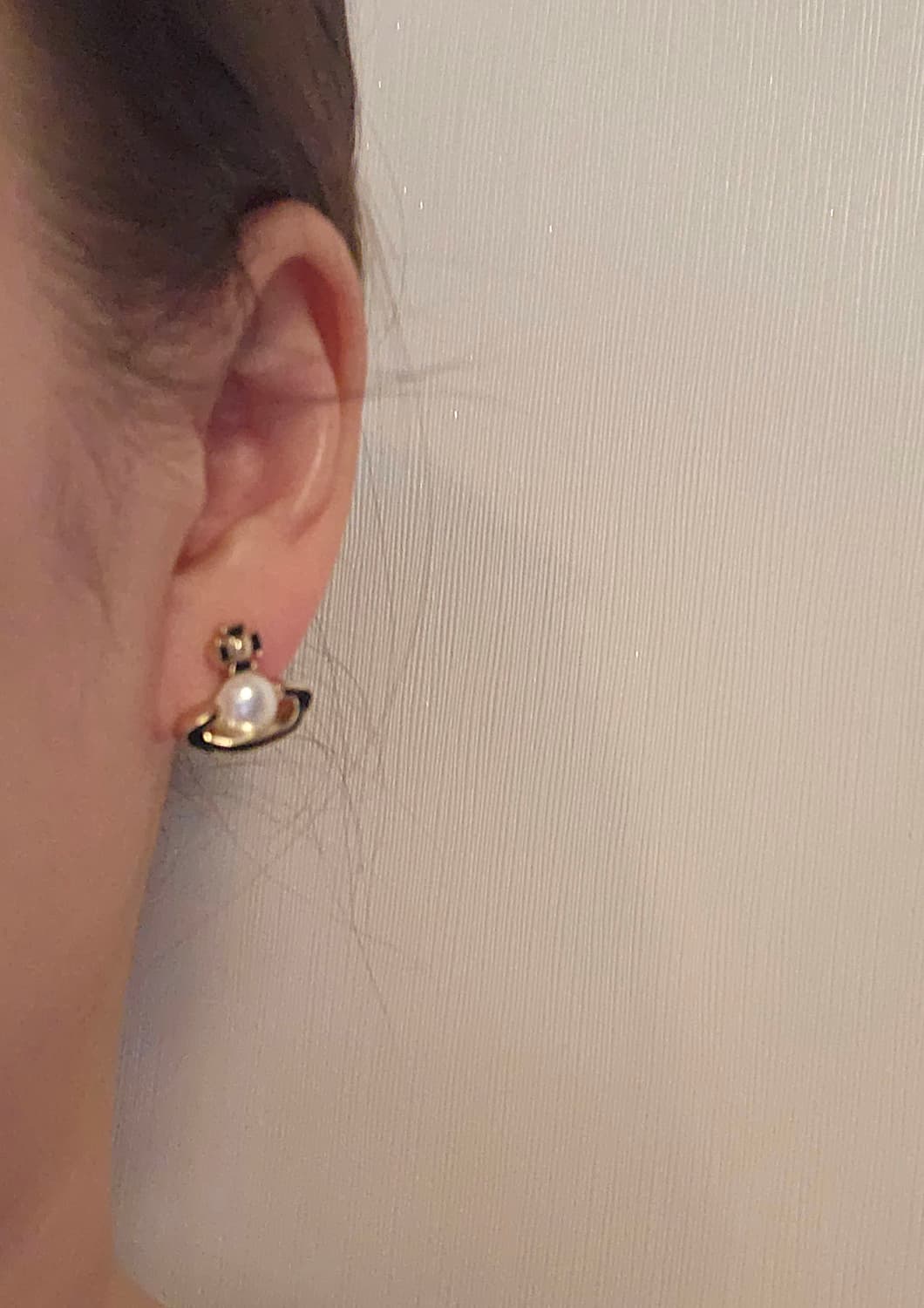 비비안웨스트우드 업사이클링 진주 블랙우주선 귀걸이 상품이미지9