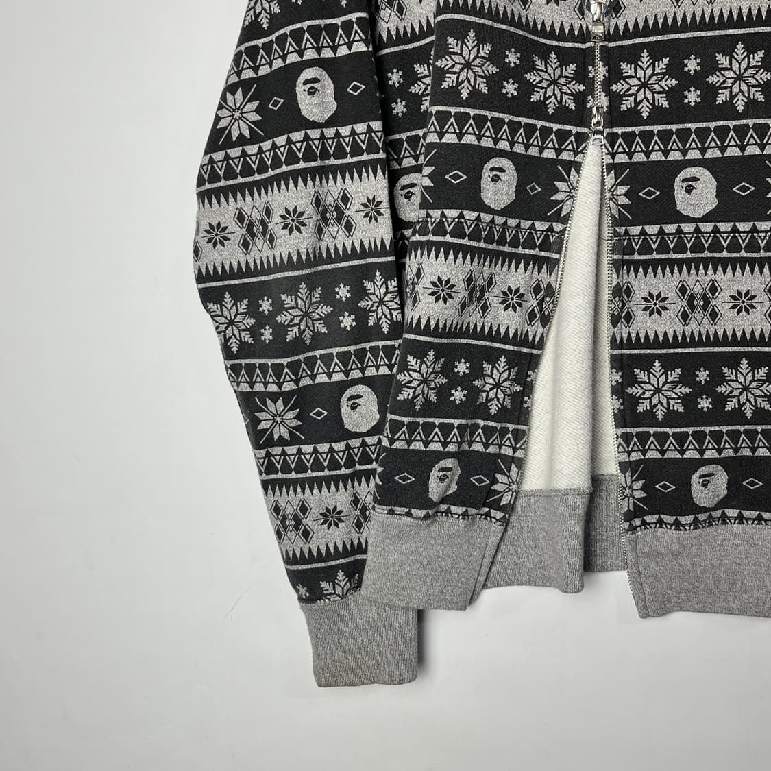 [A BATHING APE ] 베이프 페어아일 패턴 후드집업 상품이미지5