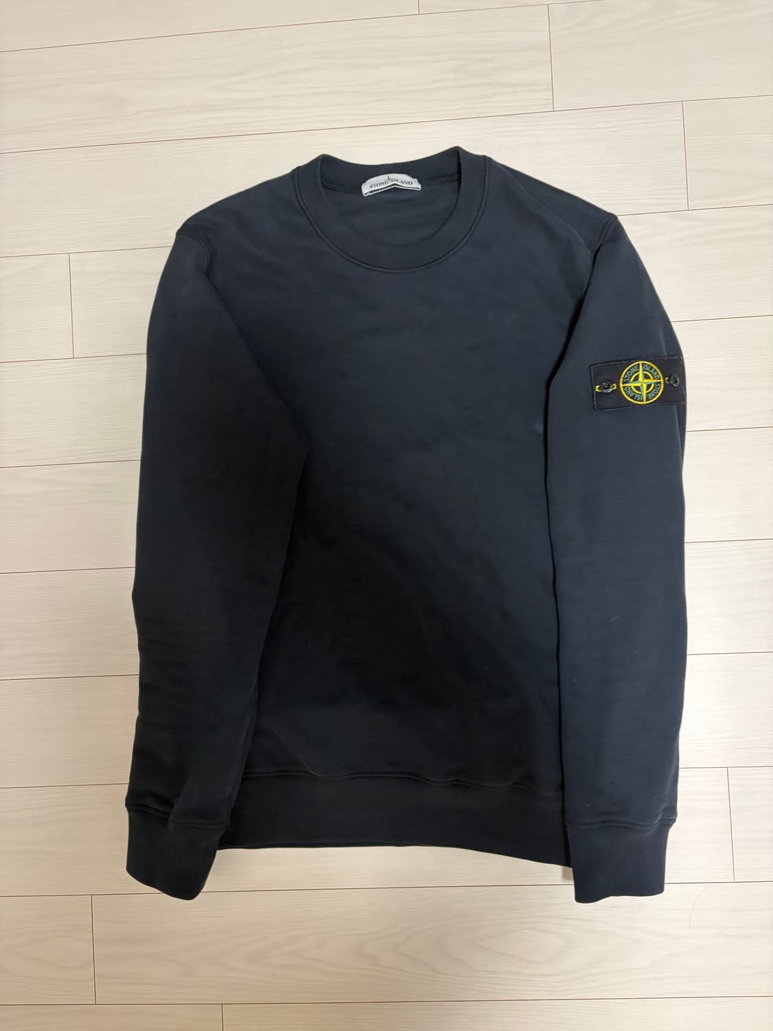 스톤 아일랜드 정품 맨투맨 L 판매합니다 설날특가! 상품이미지1