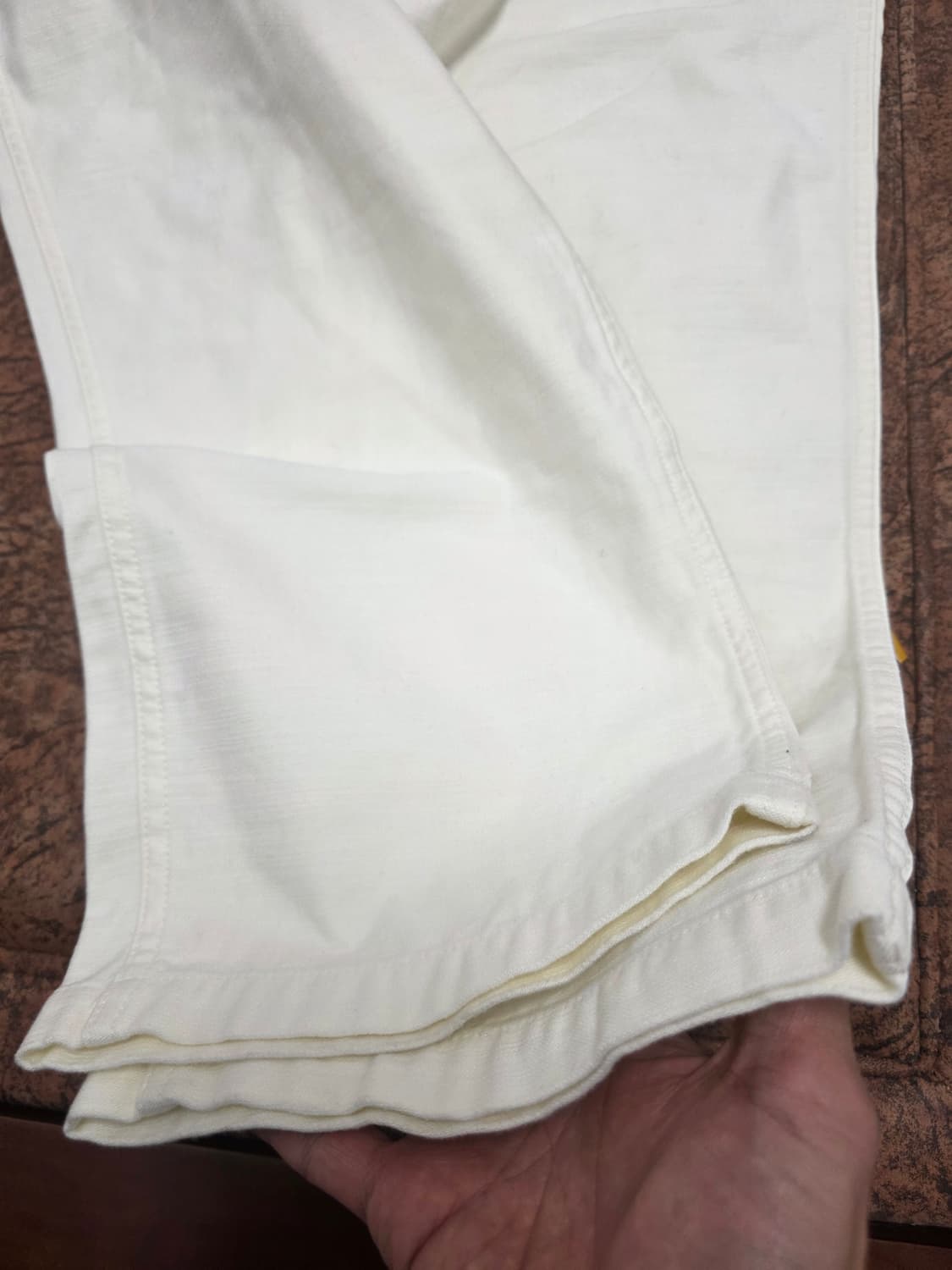 무신사스탠다드 백 사틴 오피서 팬츠 크림 36 상품이미지5