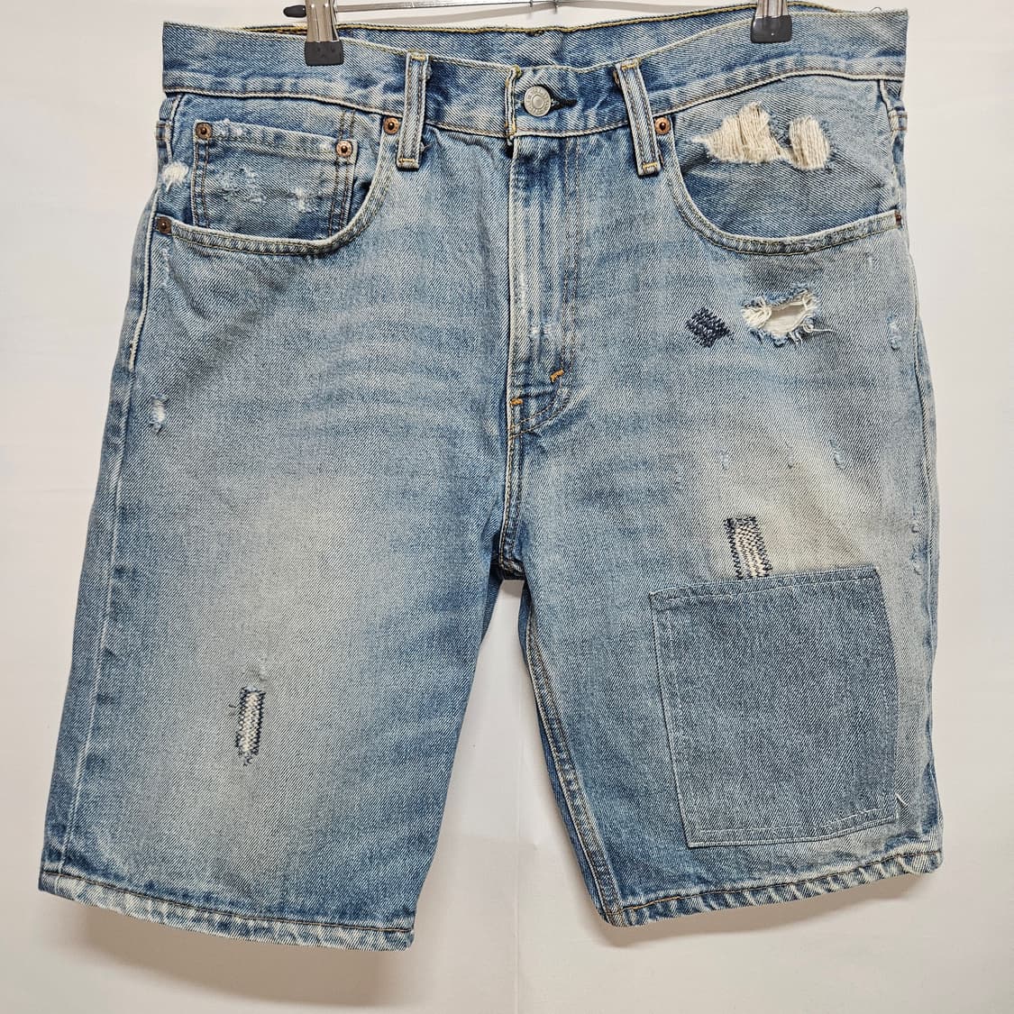 32 리바이스 502 패치워크 데님 반바지 상품이미지1