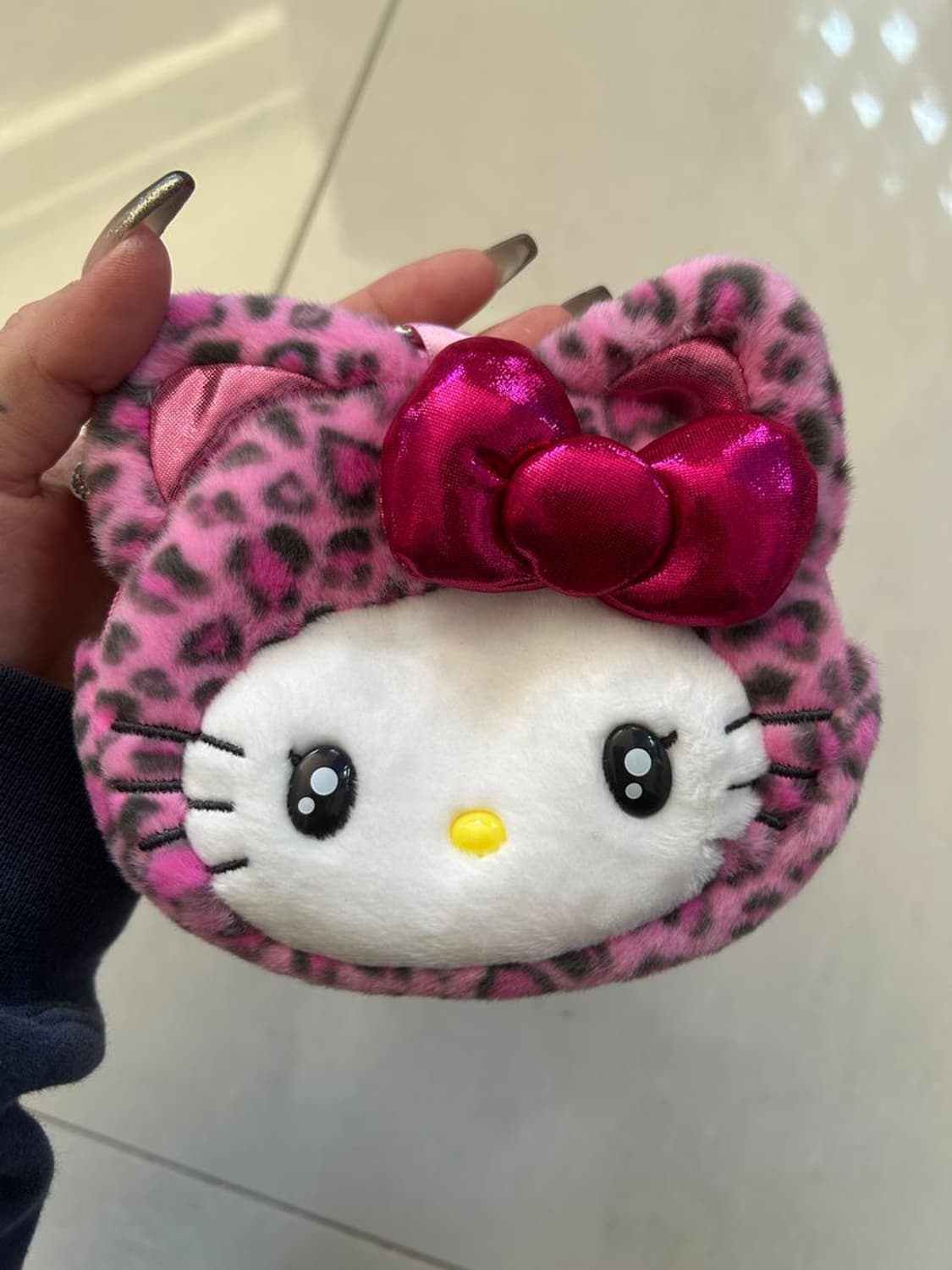 HELLO KITTY COIN CASE 헐로 키티 코인 케이스 상품이미지1