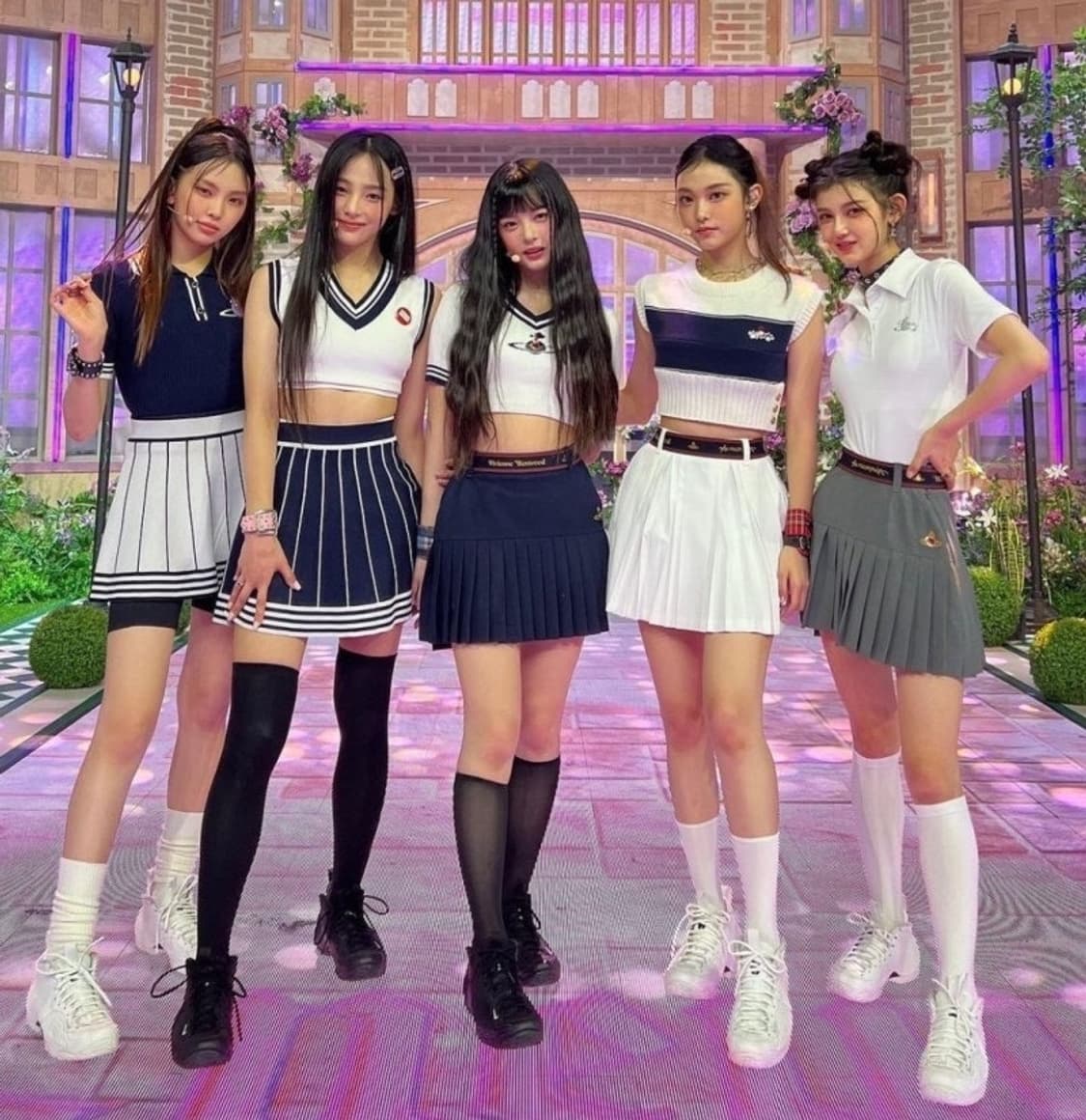 비비안웨스트우드 앵글로매니아 골프 웨어 뉴진스 스커트 상품이미지5