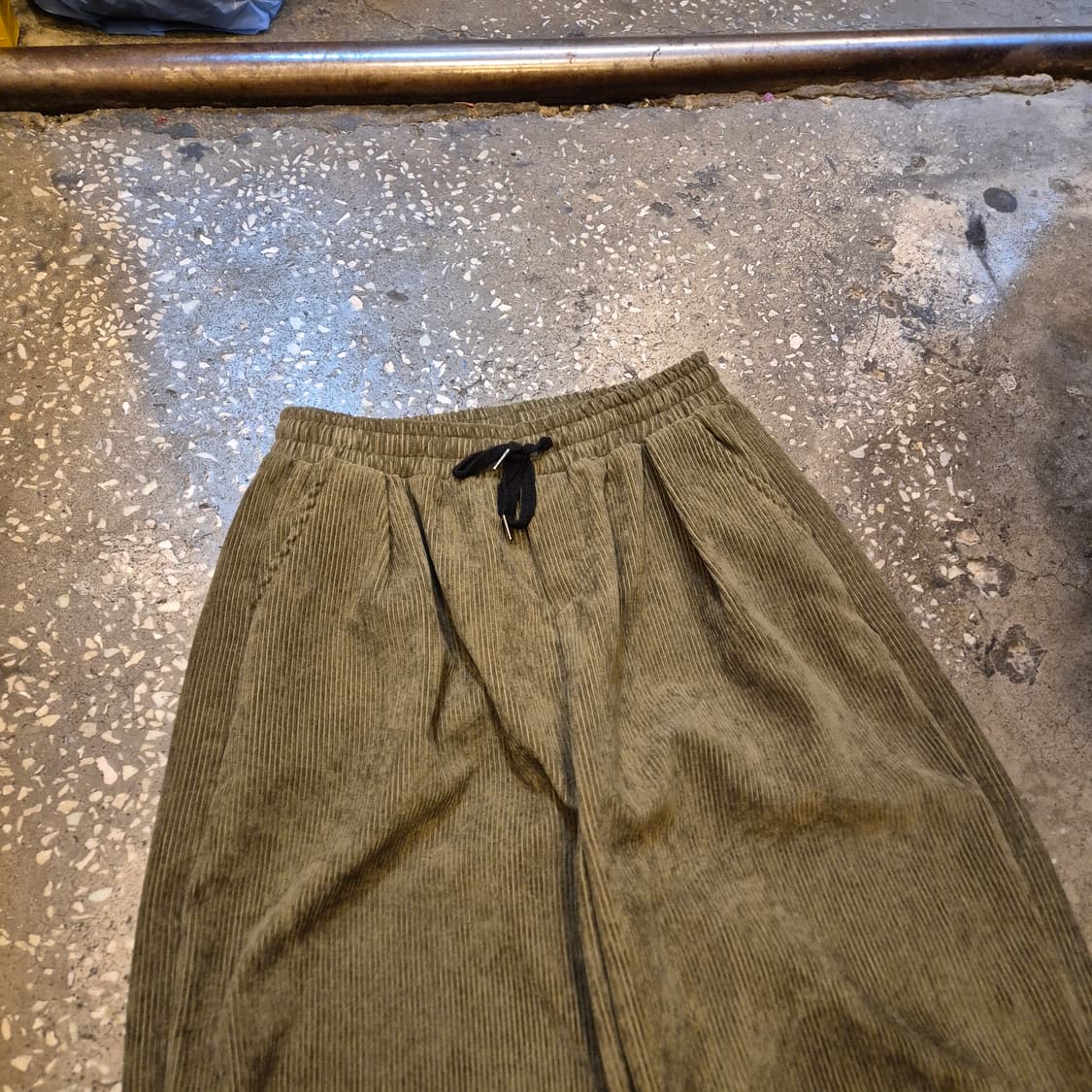 30~32인치 카키 벌룬핏 코듀로이팬츠  상품이미지5