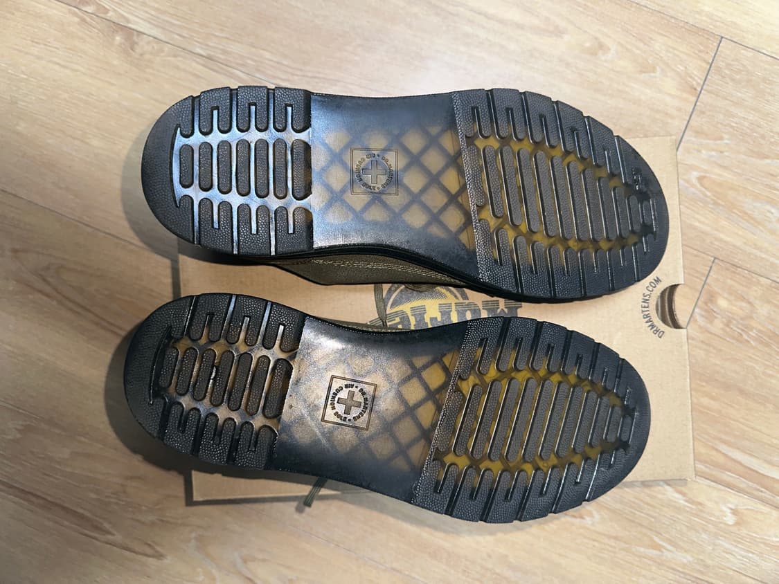 닥터마틴 브루클라인 280 사이즈 팝니다. 상품이미지4