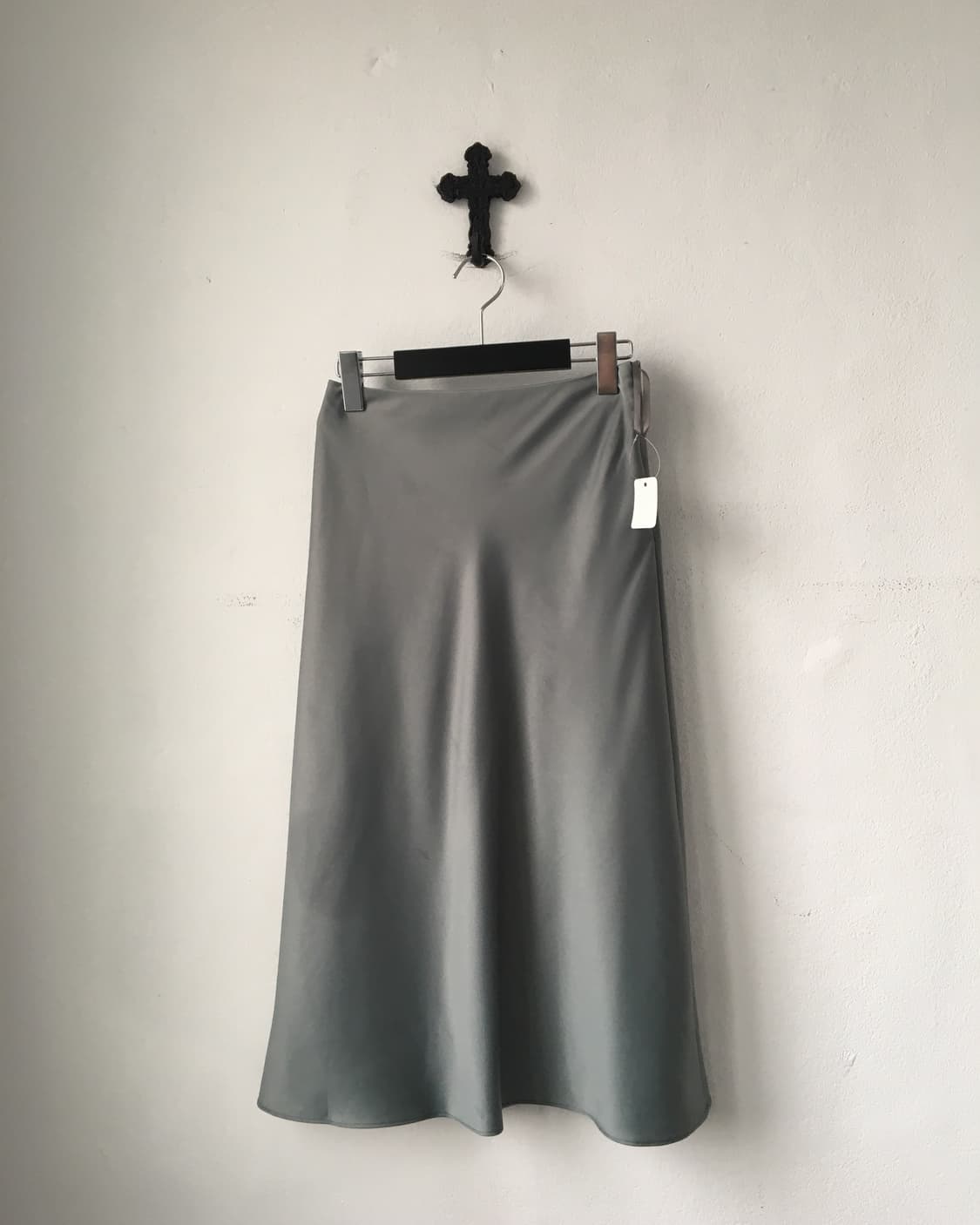 Glossy skirt 상품이미지1