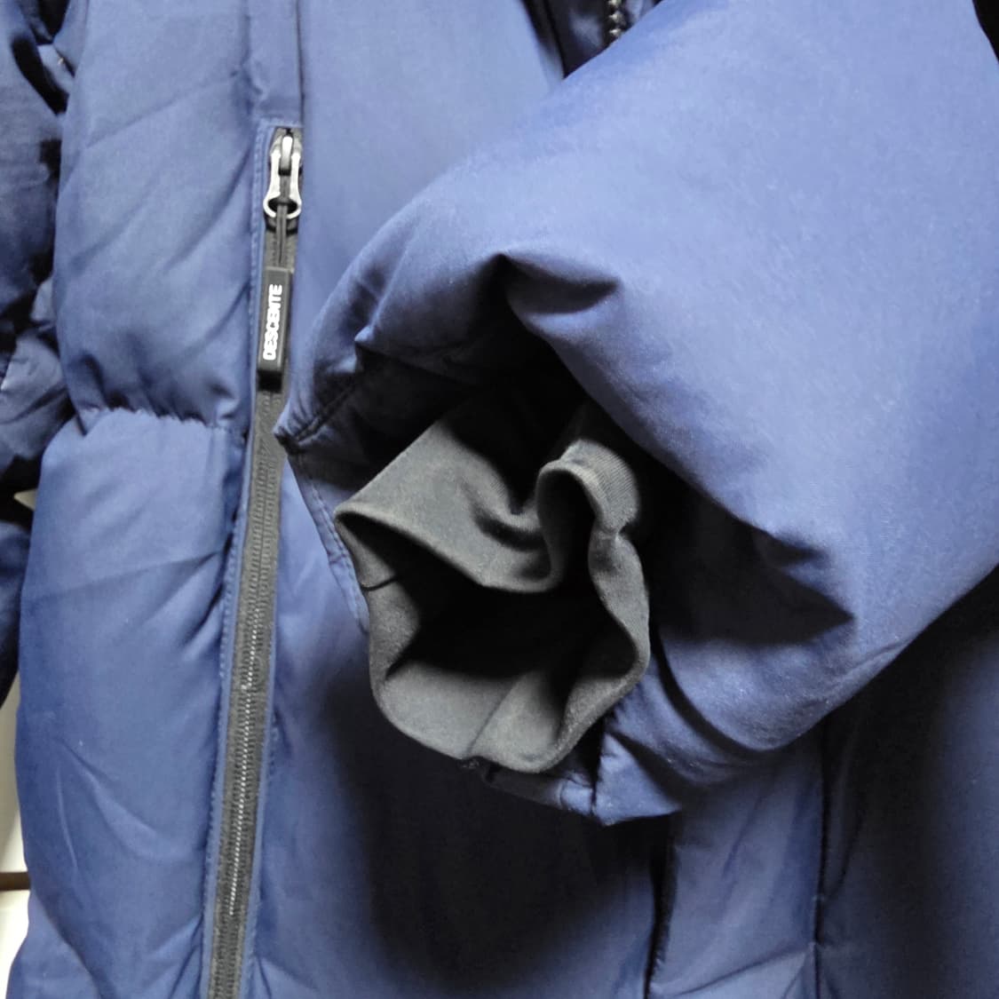 마지막한장 데상트롱패딩 A급 M(95) 상품이미지6