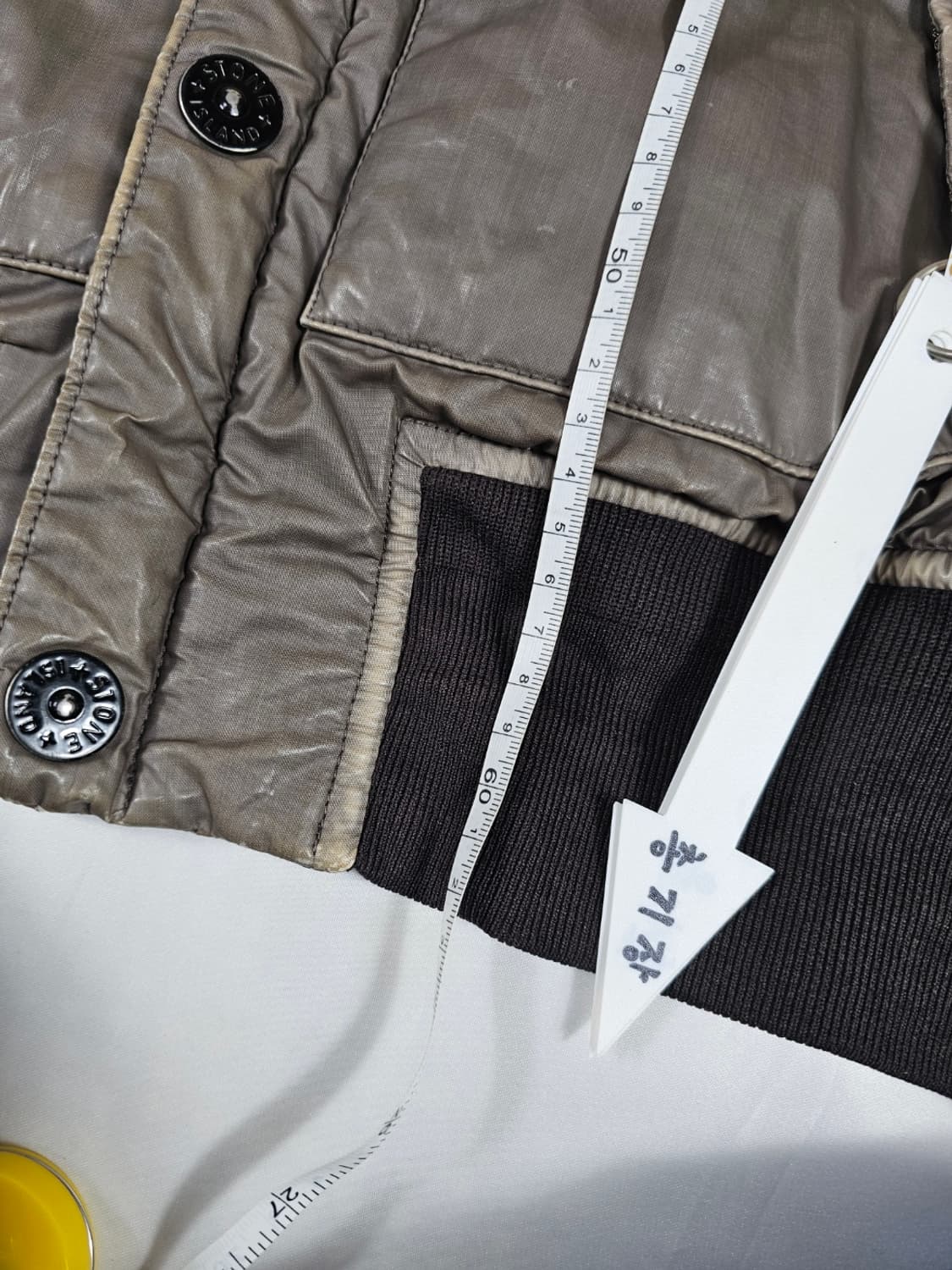 스톤아일랜드무솔라고마타후드자켓 상품이미지10