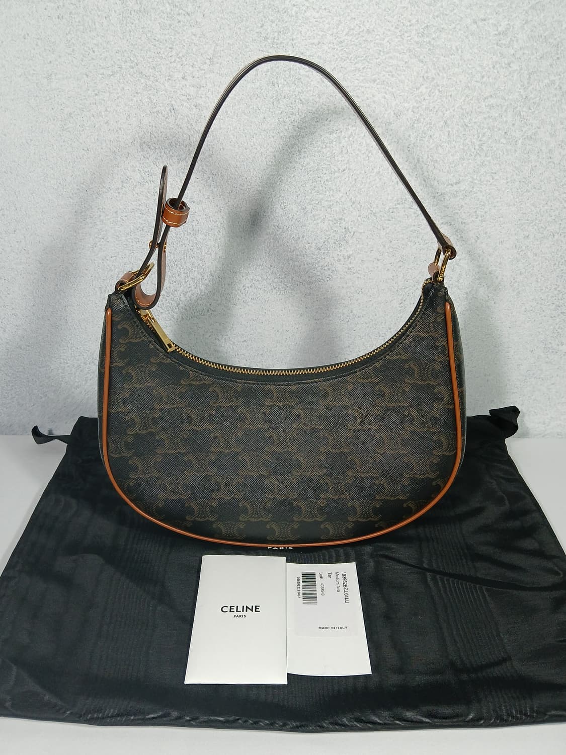 셀린느 아바 호보백 193952BZJ 상품이미지1