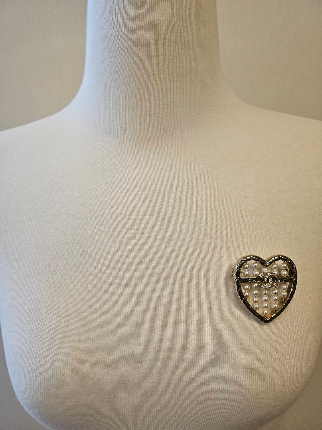 샤넬 진주하트 CC로고 브로치 업사이클링 상품이미지7