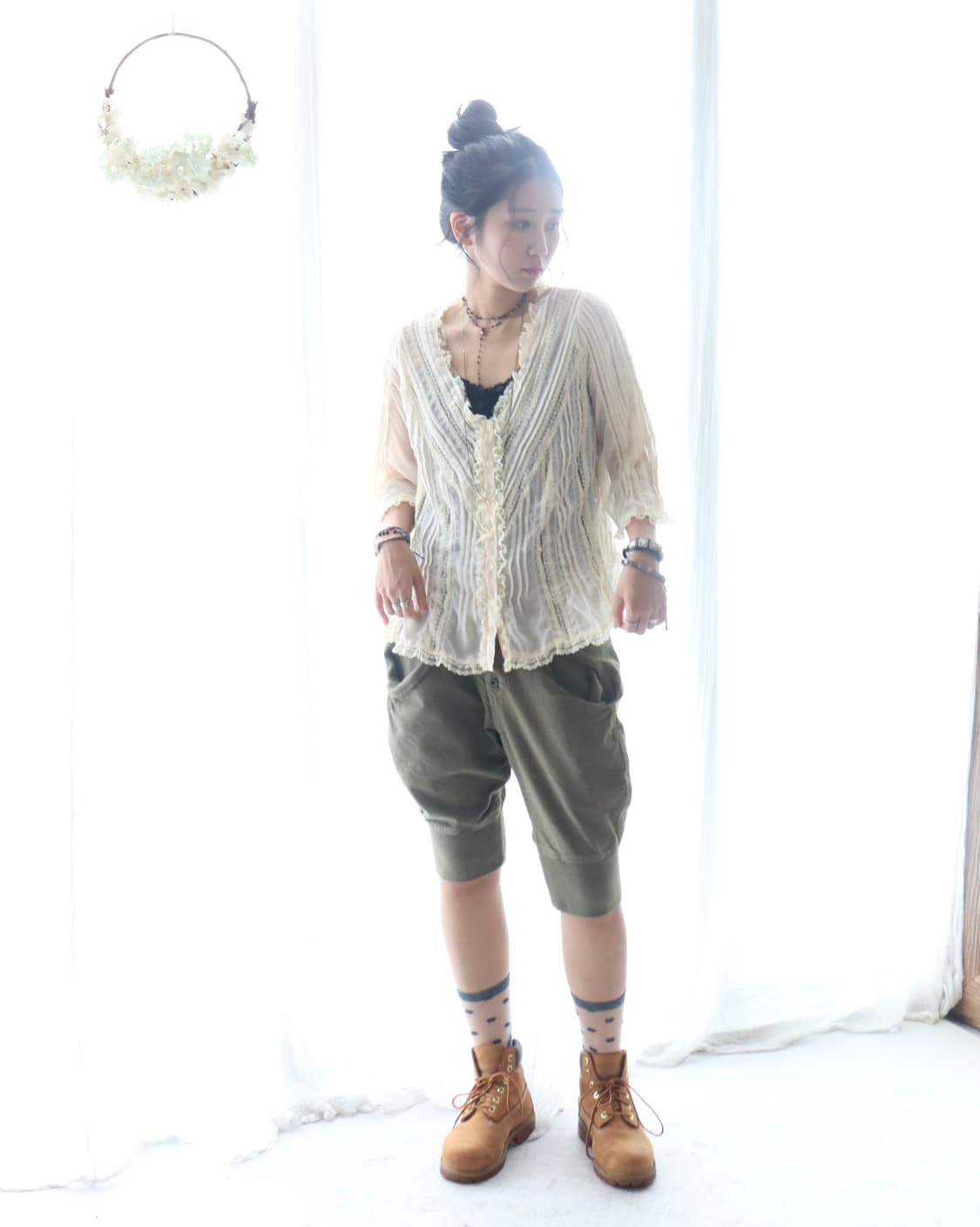 [Ray Beams] Lace Pintuck Frill Blouse 상품이미지8
