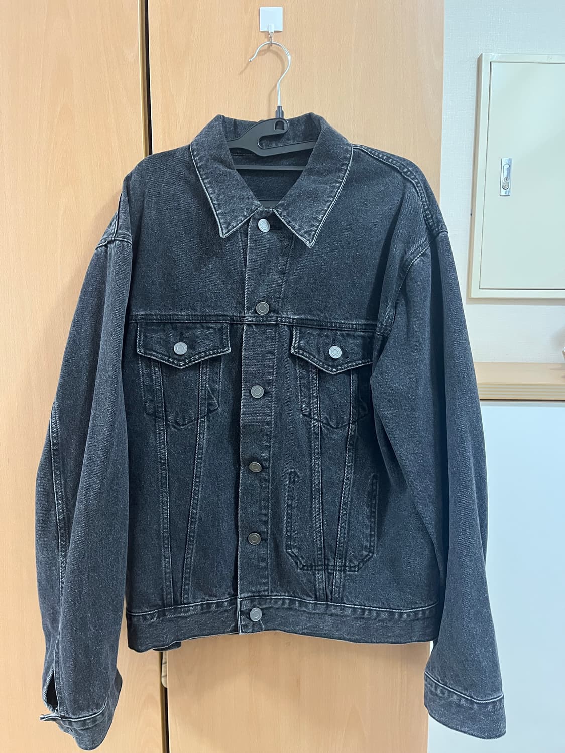 브랜디드 흑청 데님자켓 상품이미지2