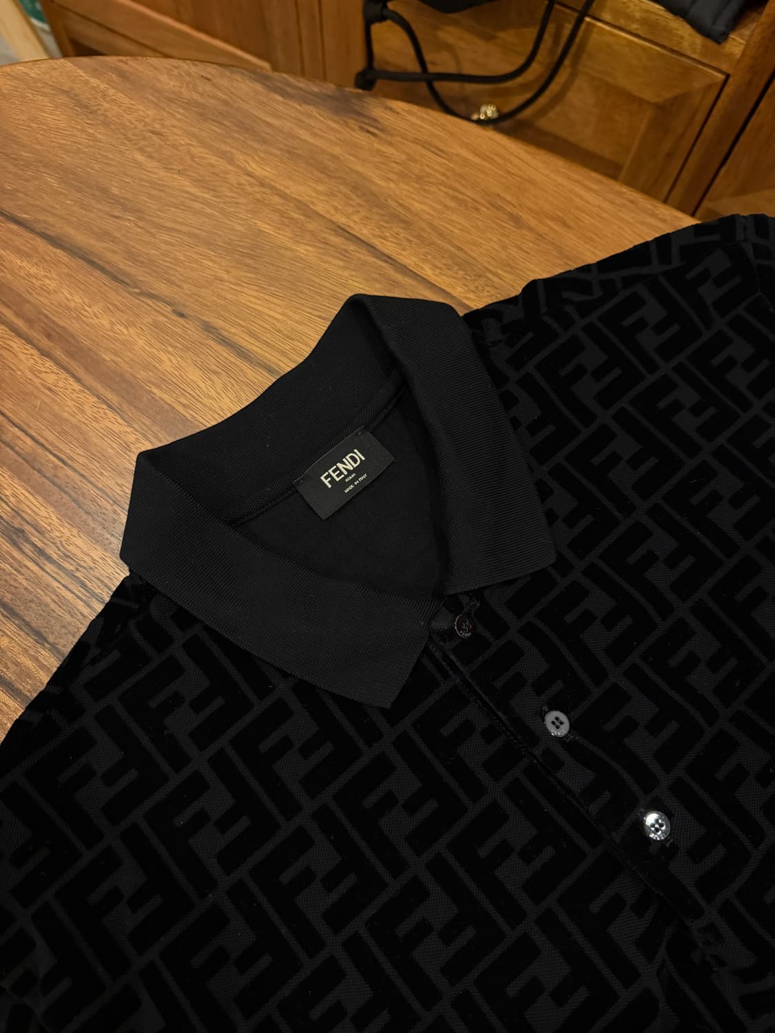 펜디 FF로고 폴로 티셔츠 XL 상품이미지2
