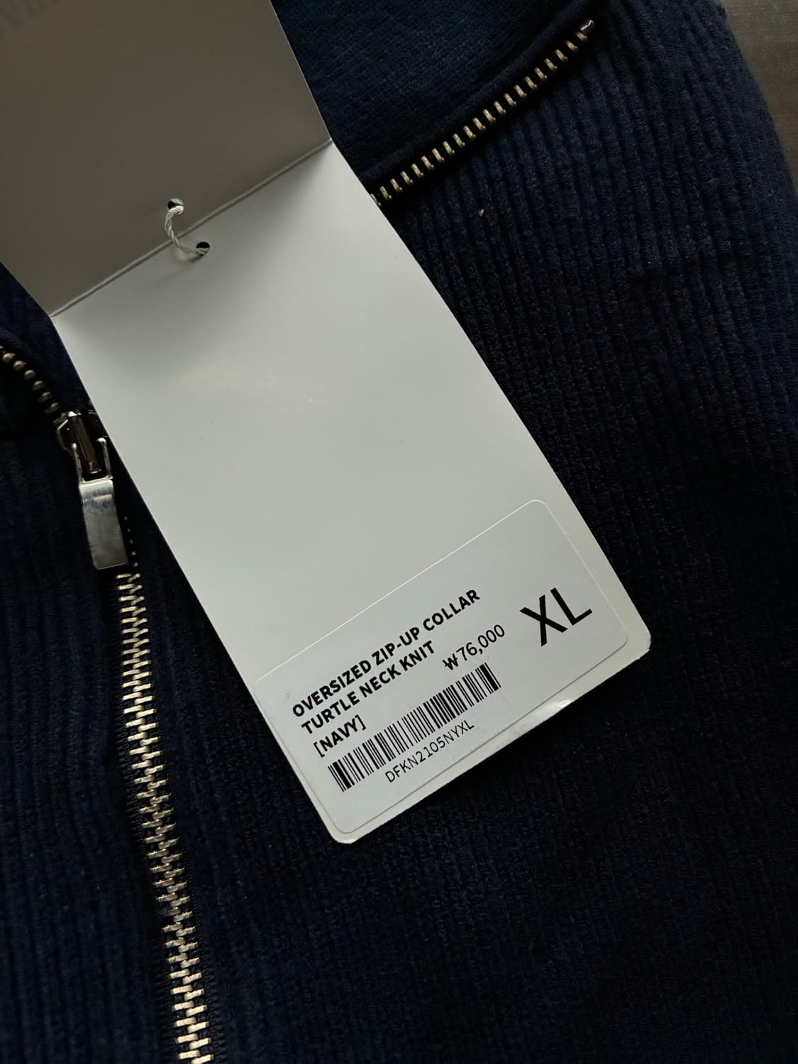 (새상품)(XL) 드로우핏 오버사이즈 하프 집업 카라 울 니트 NAVY 상품이미지8