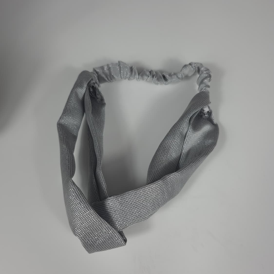 [새상품] 헤어반다나 글리터 머리띠 그레이 패션 데일리룩 상품이미지5