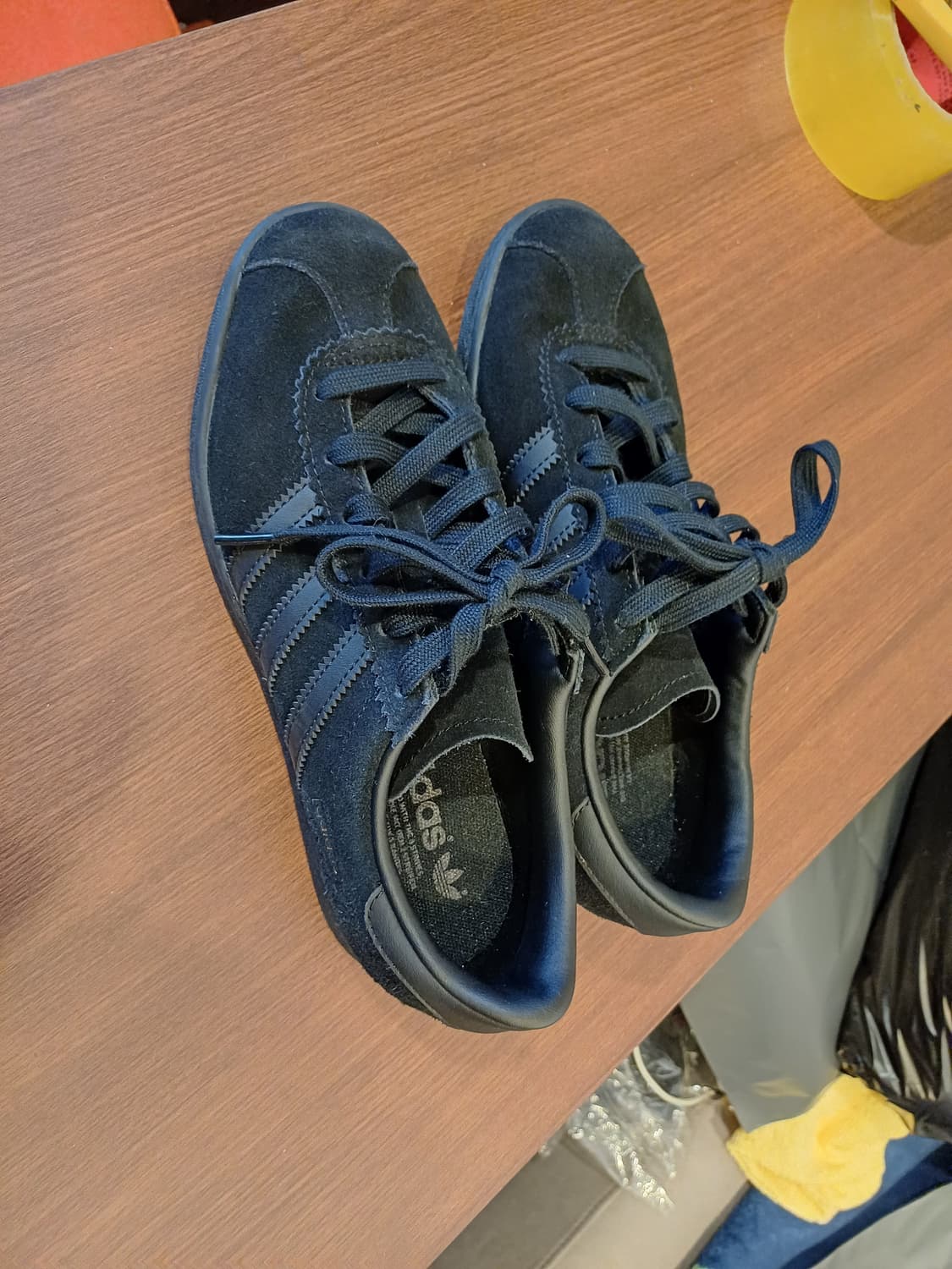 아디다스 오리지널 여성 슈타트 코어 블랙 카본 235사이즈 상품이미지1