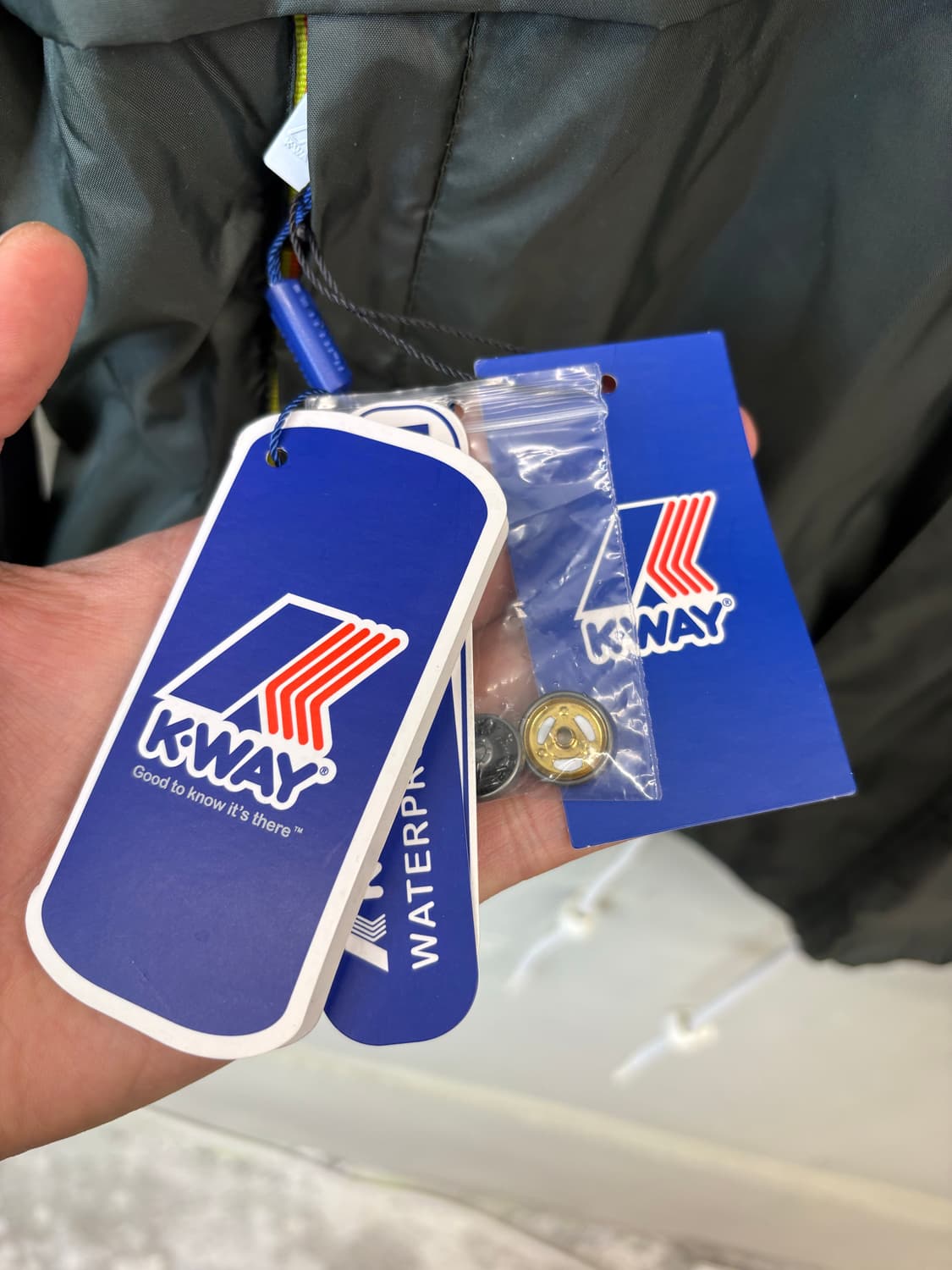 새상품 까웨 리메이크 바람막이 상품이미지8