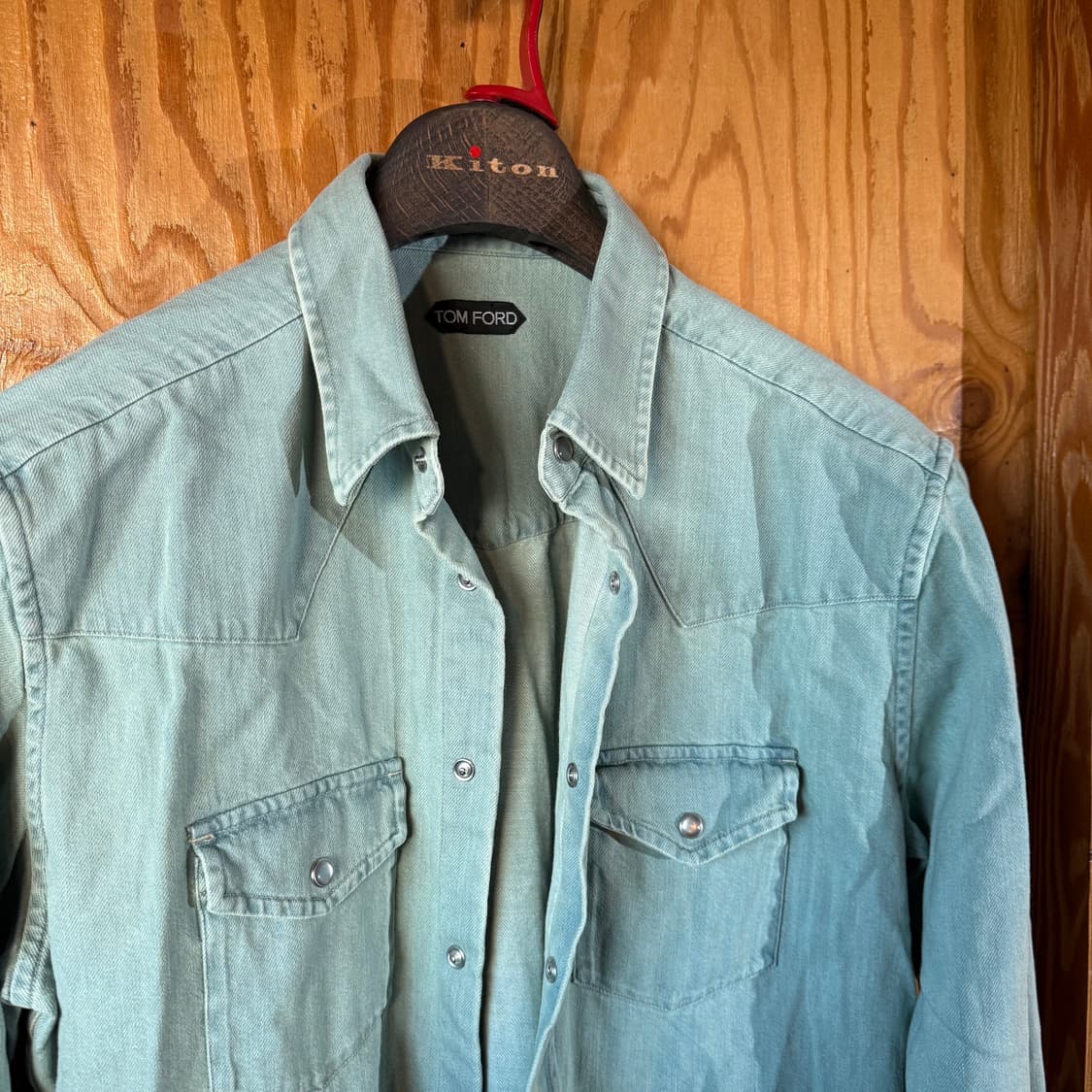 톰포드 데님 셔츠 새상품 판매 합니다. 상품이미지4