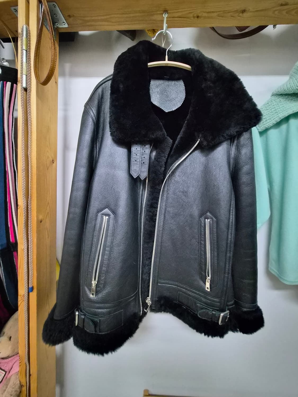 수입 리얼 무스탕 라이더 양털. 양가죽 상품이미지2