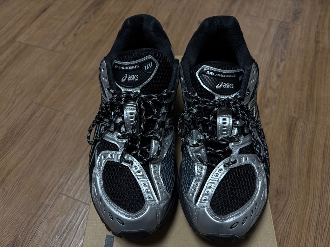 아식스 젤님버스 10.1 블랙 퓨어실버 280사이즈 상품이미지2