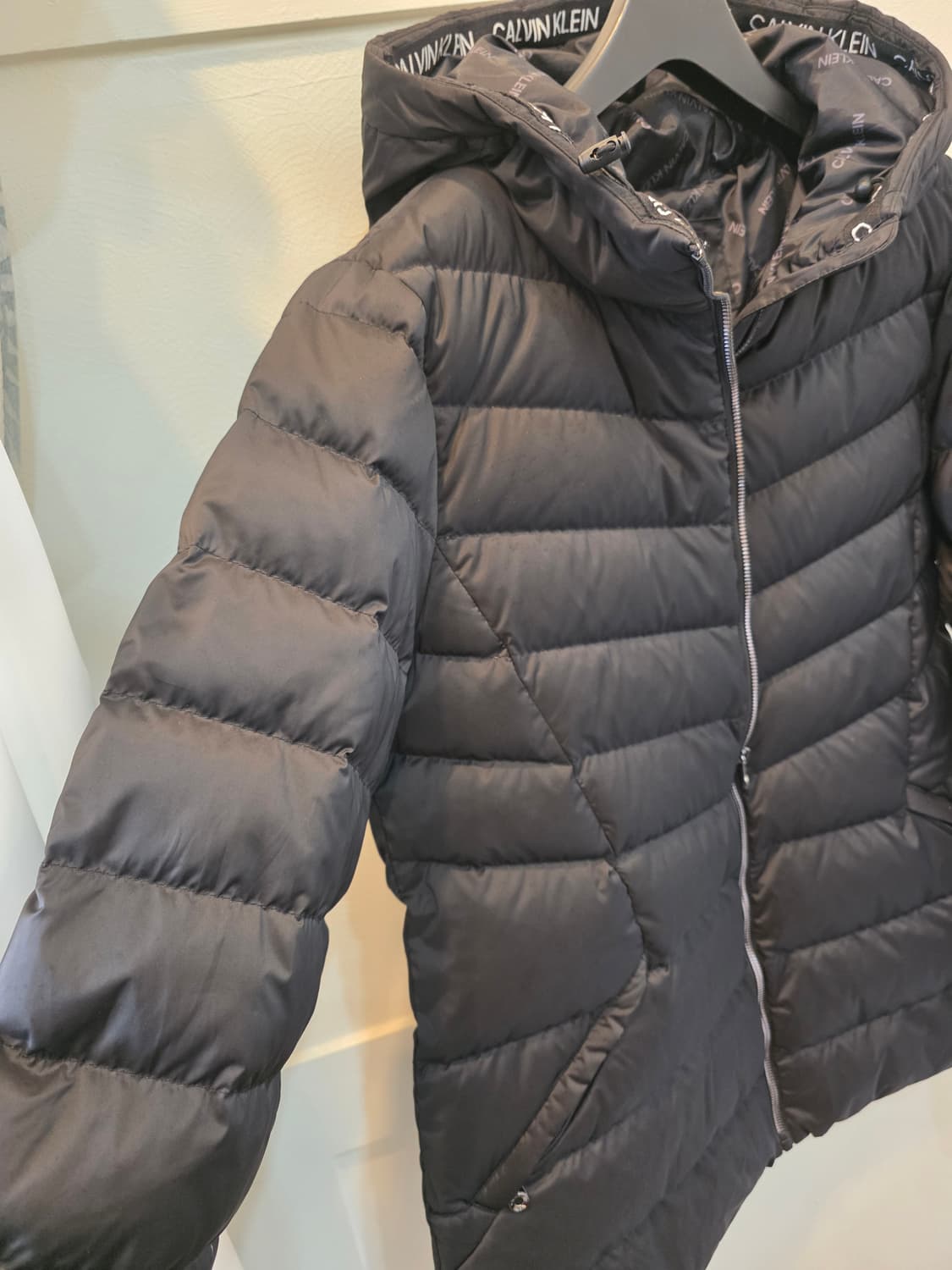 캘빈클라인 퍼포먼스 블랙 후드패딩 XL 상품이미지3